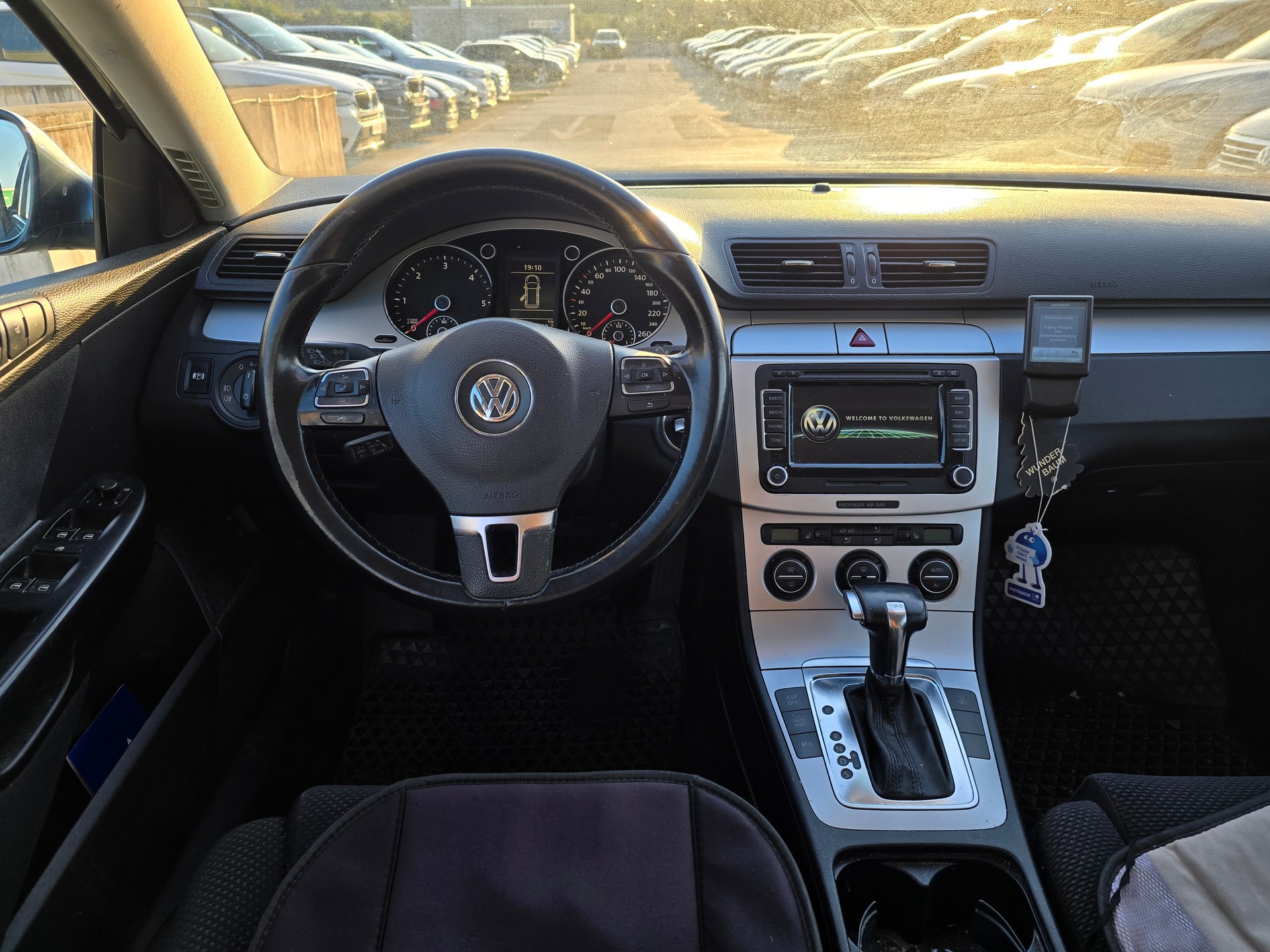 VW Passat Variant 2.0 TDI Comfortline DSG-image-15
