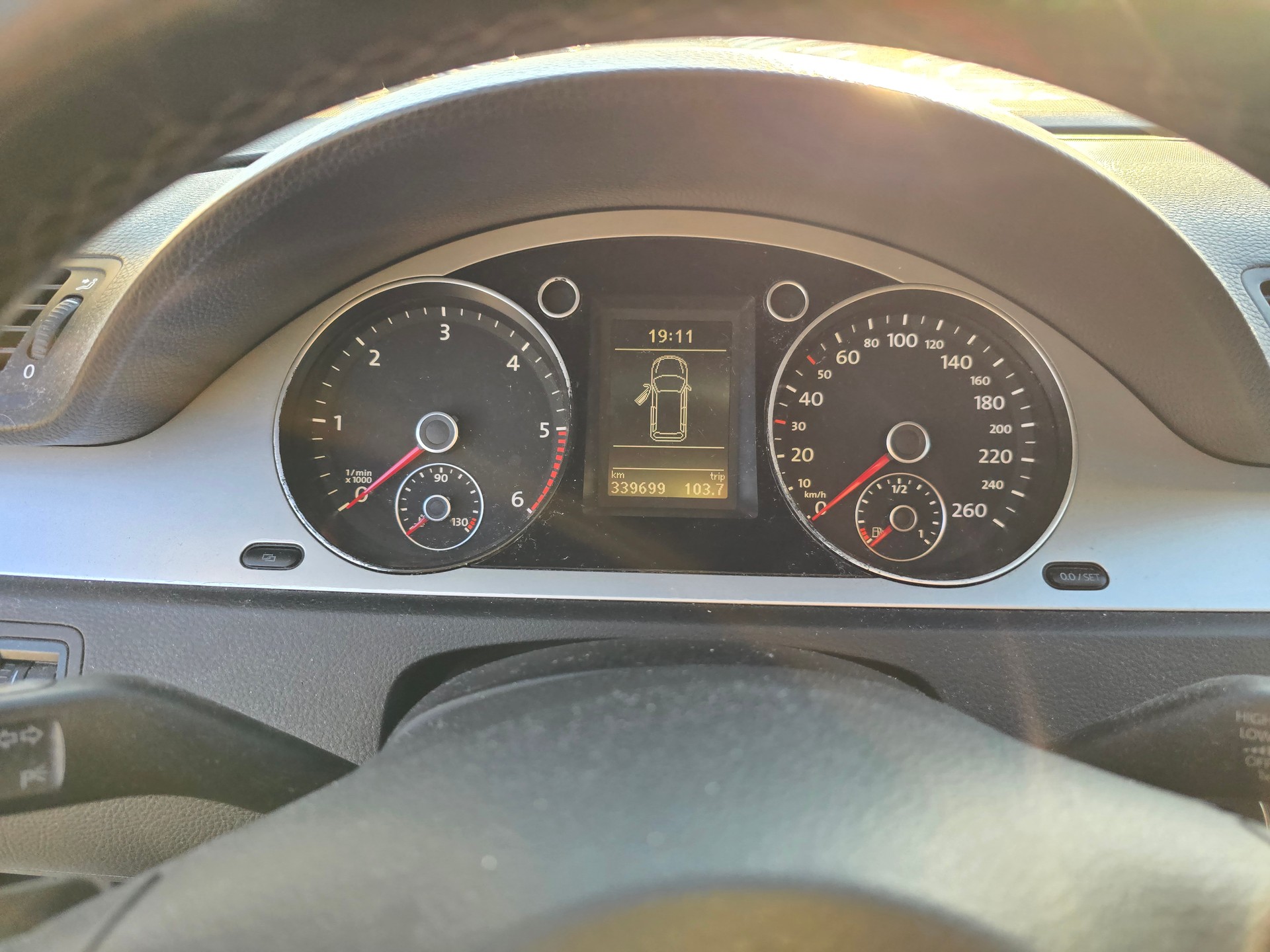 VW Passat Variant 2.0 TDI Comfortline DSG-image-17