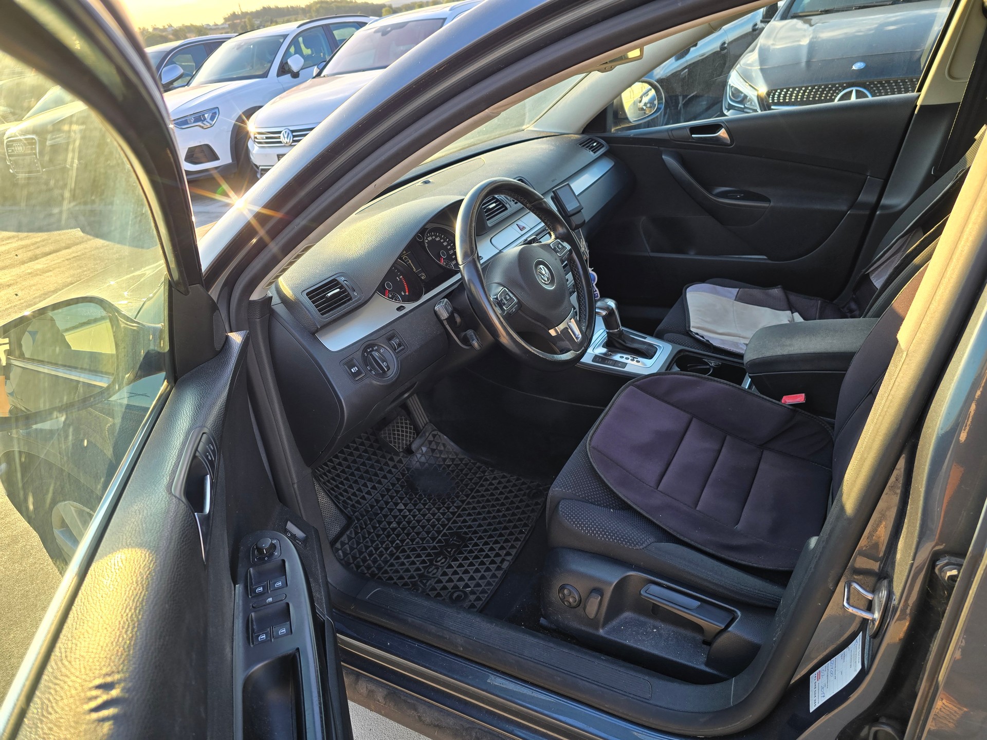 VW Passat Variant 2.0 TDI Comfortline DSG-image-11