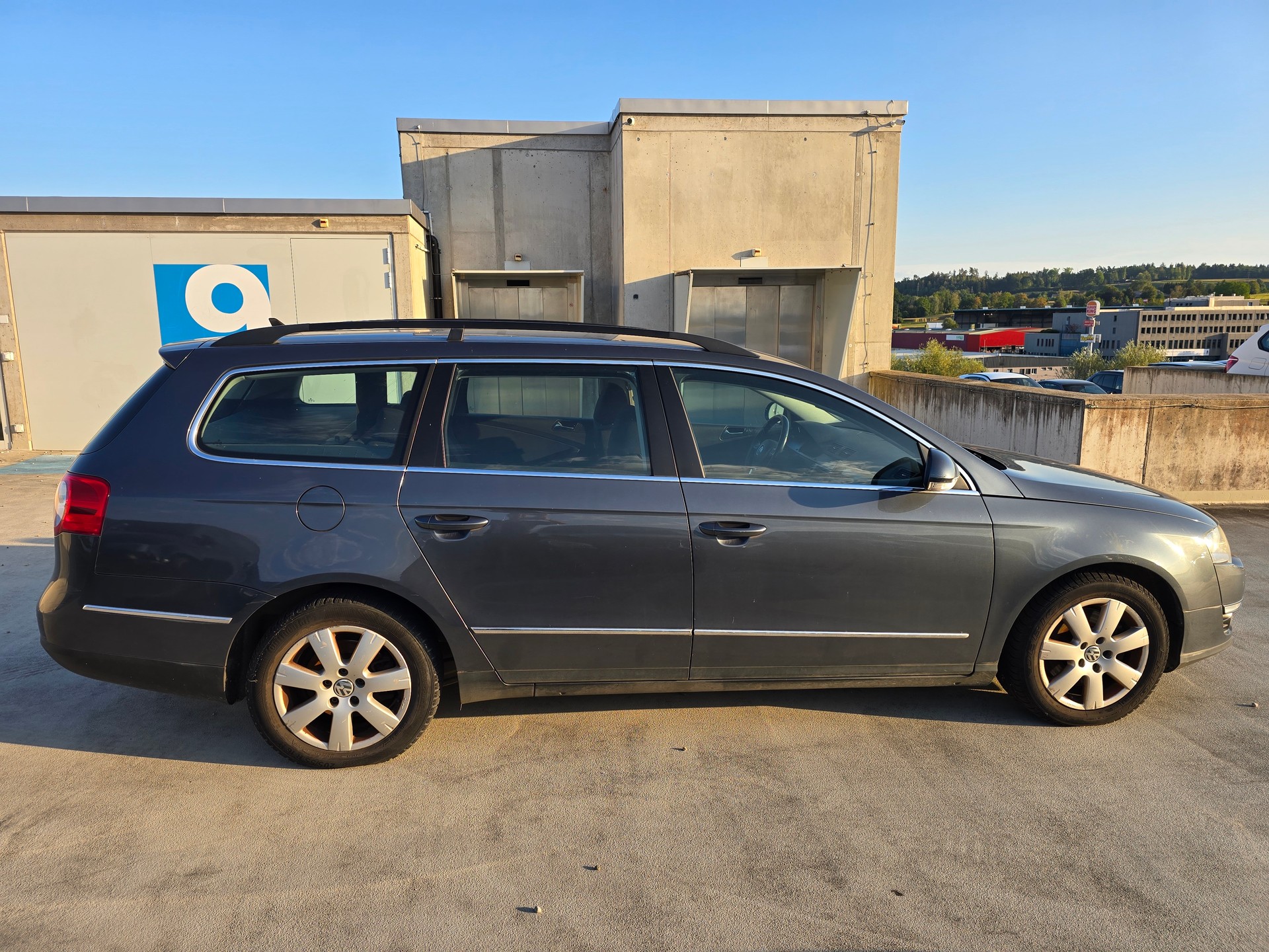 VW Passat Variant 2.0 TDI Comfortline DSG-image-7