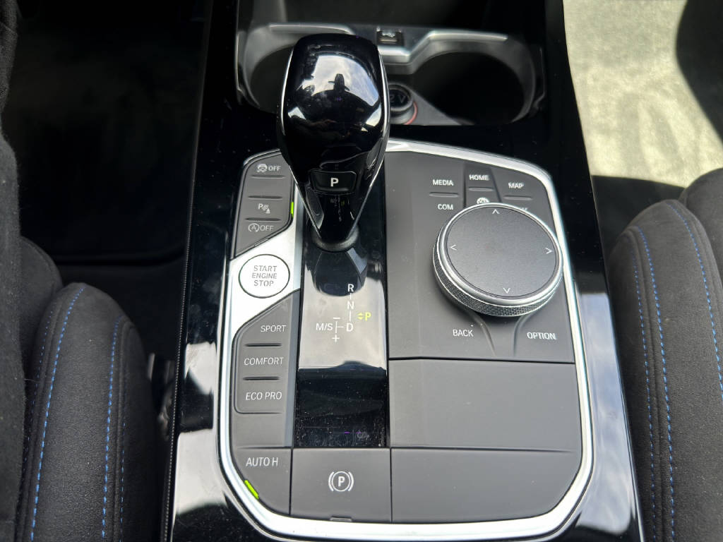 BMW 220i xDrive Gran Coupé-image-17