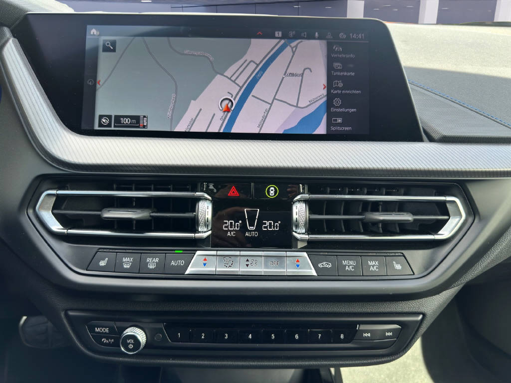 BMW 220i xDrive Gran Coupé-image-14