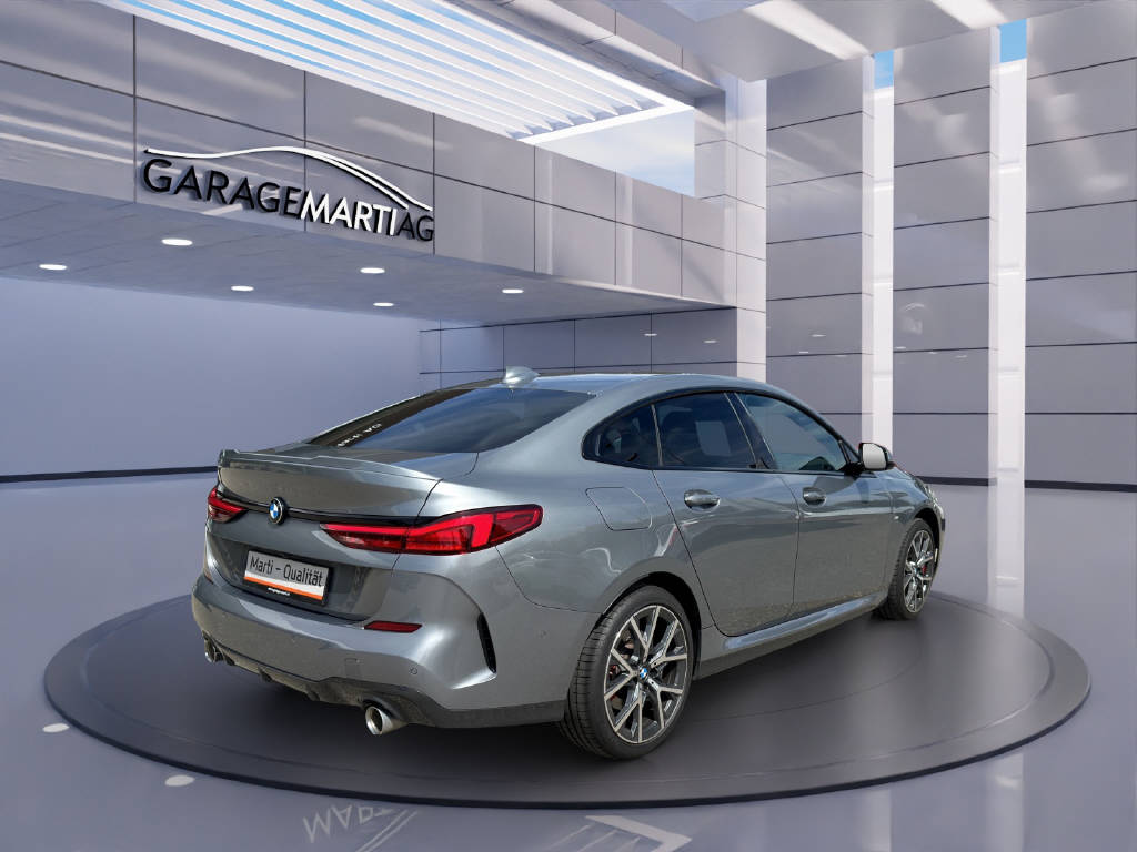 BMW 220i xDrive Gran Coupé-image-4