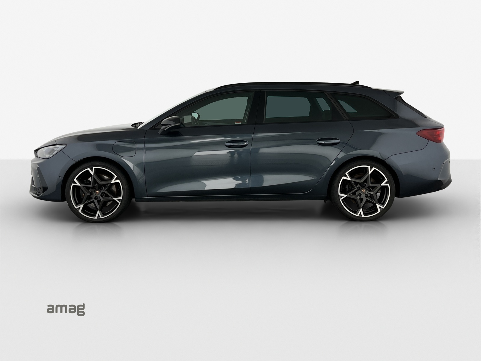 CUPRA LEON ST 1.5 e-HYBRID pHEV Black SymphonyDSG-image-14