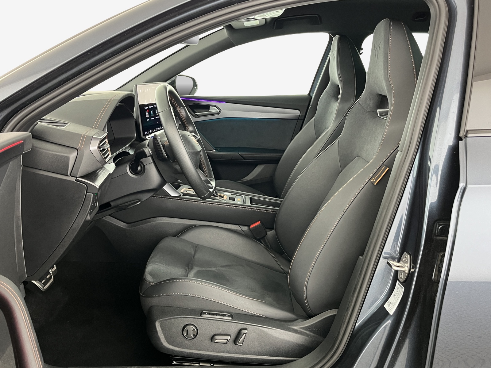 CUPRA LEON ST 1.5 e-HYBRID pHEV Black SymphonyDSG-image-7