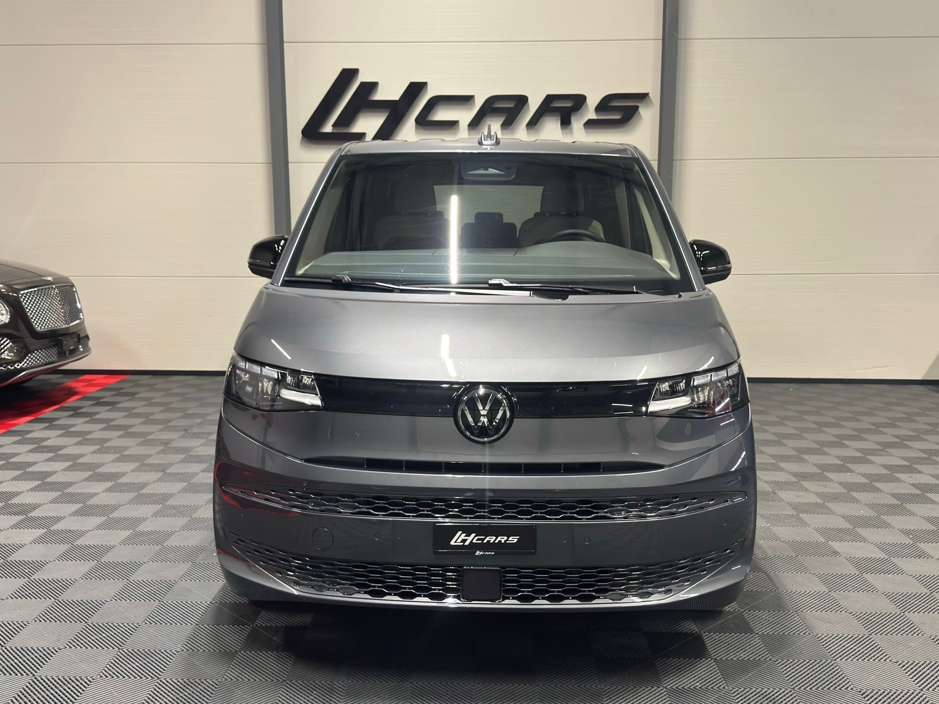 VW Multivan 1.5 TSI eHybrid Style DSG 4motion-image-6