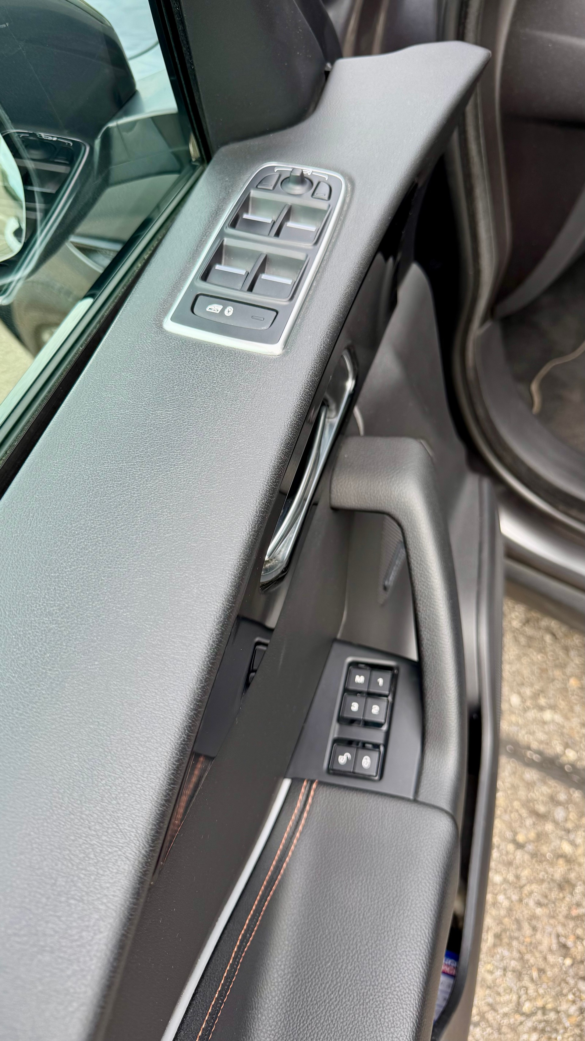 JAGUAR 2.0 T 250 Prestige AWD-image-14