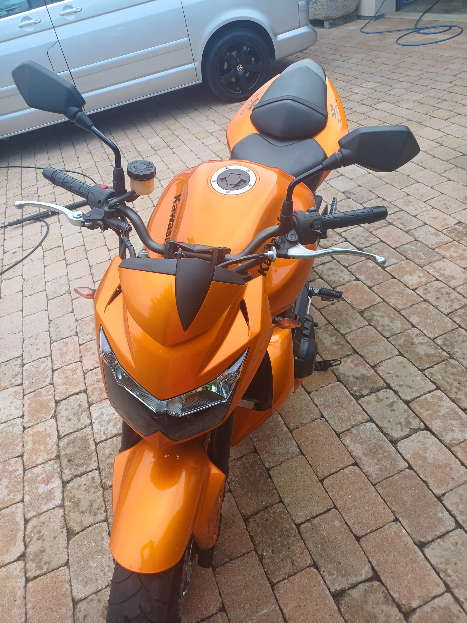 KAWASAKI Z 750-image-3
