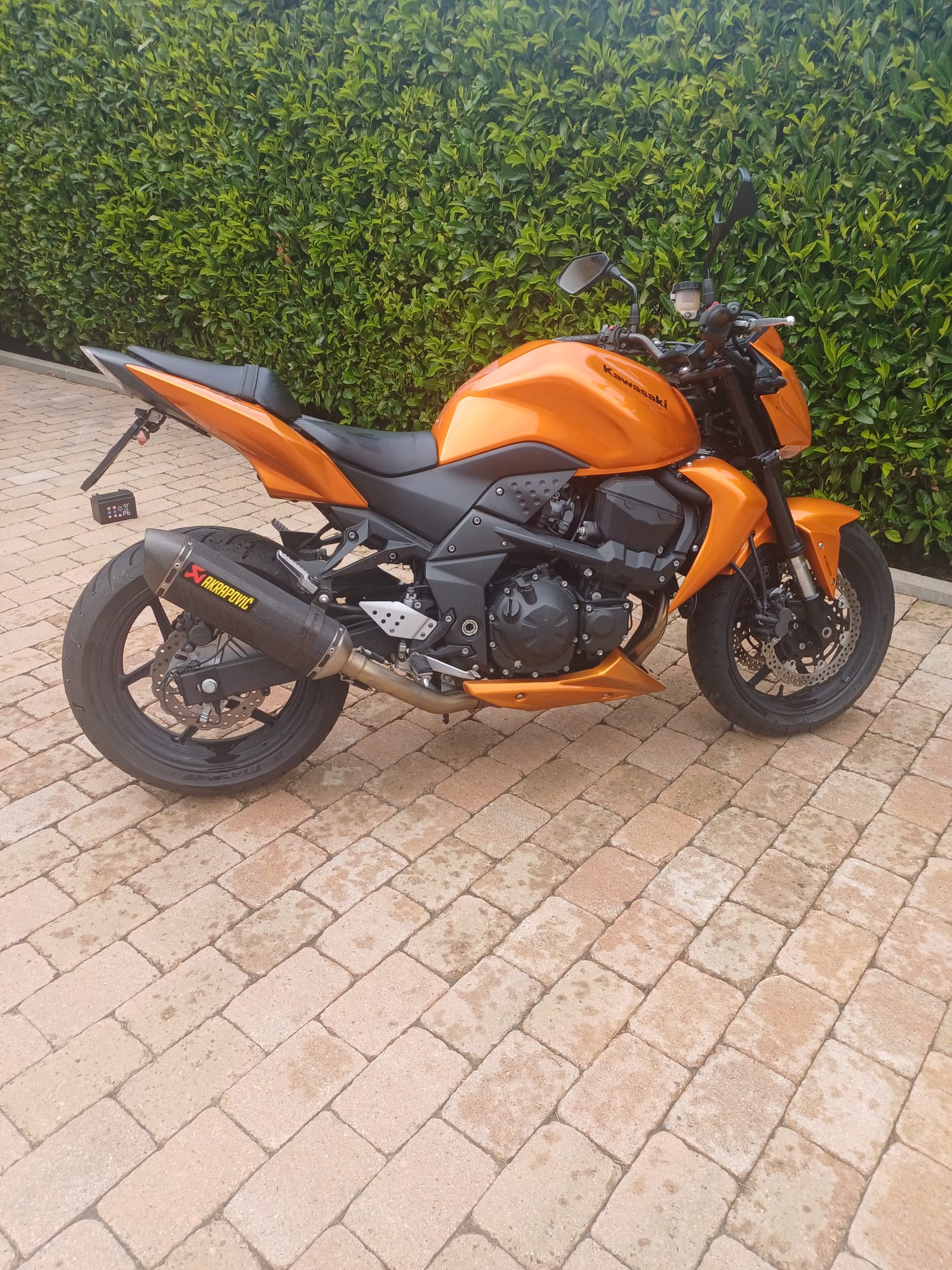 KAWASAKI Z 750-image-2