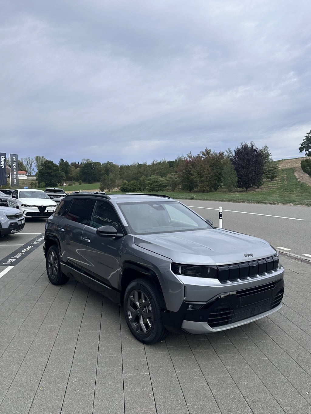 JEEP Compass 1.2 MHEV First Edition-showroom-element-3