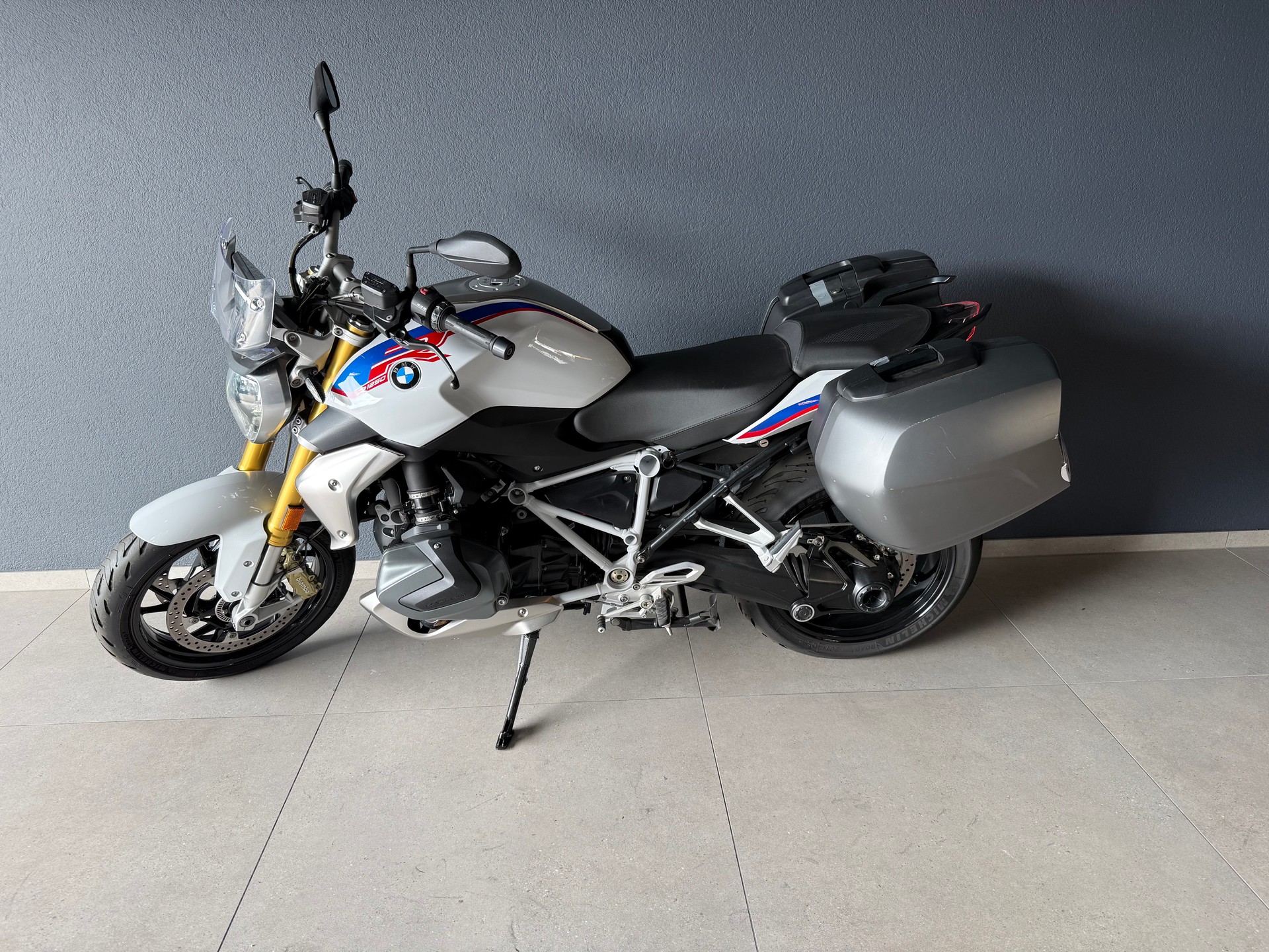 BMW R 1250 R ABS-image-4