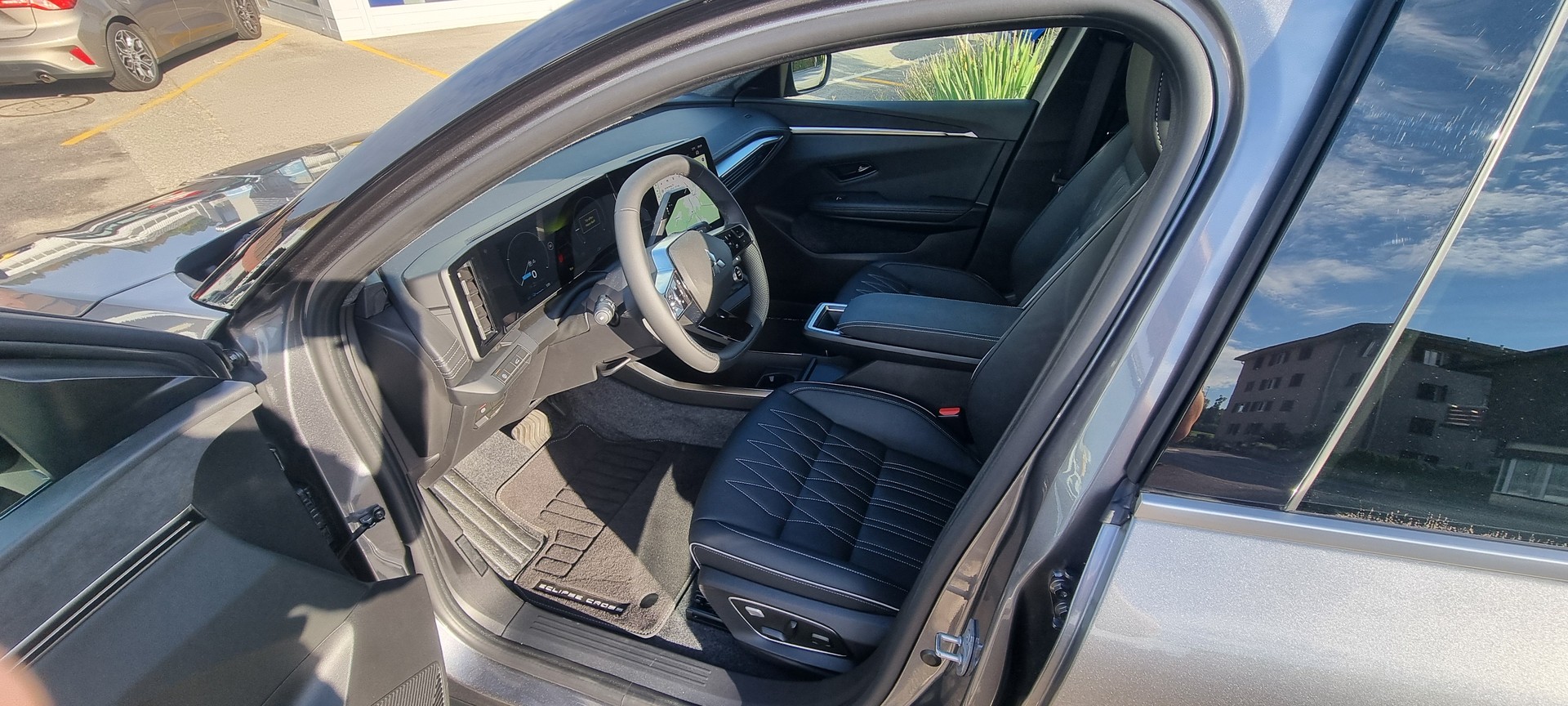 MITSUBISHI Eclipse Cross BEV 87kWh Instyle-image-8