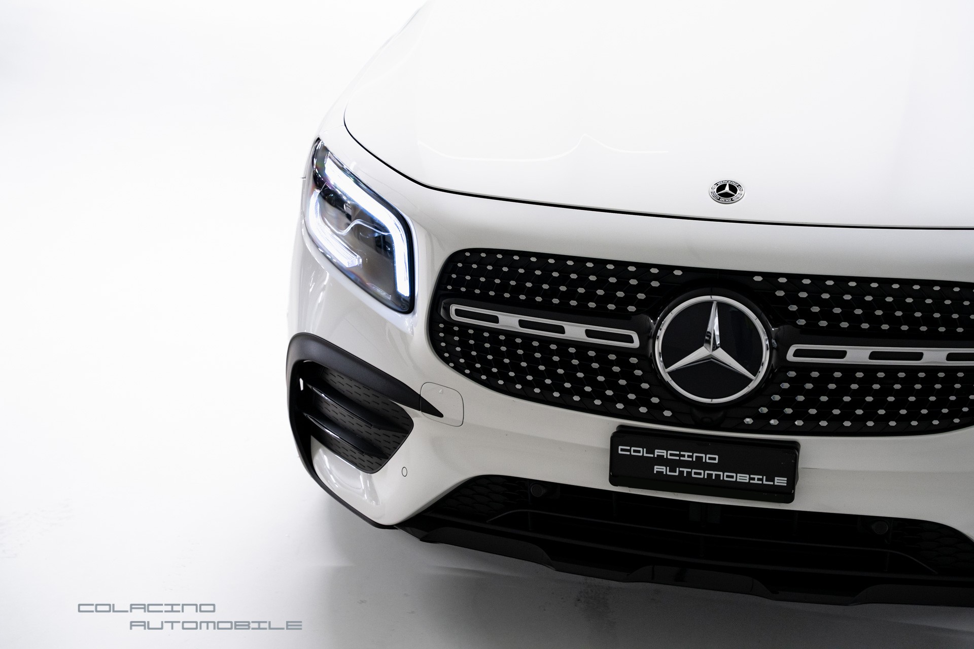 MERCEDES-BENZ GLB 250 AMG Line 4 MATIC 8G-Tronic-image-8