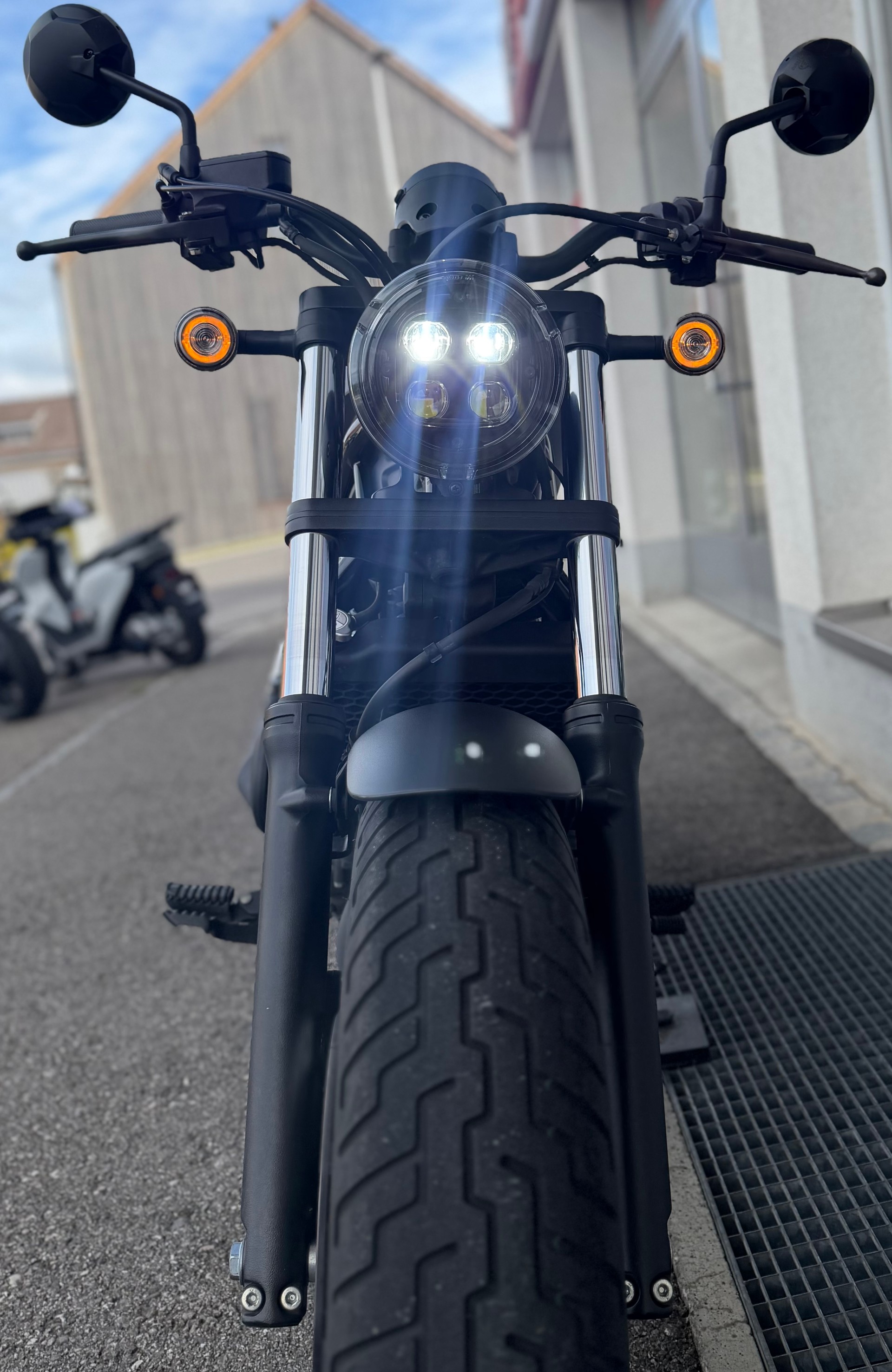 HONDA CMX500 Rebel-image-1