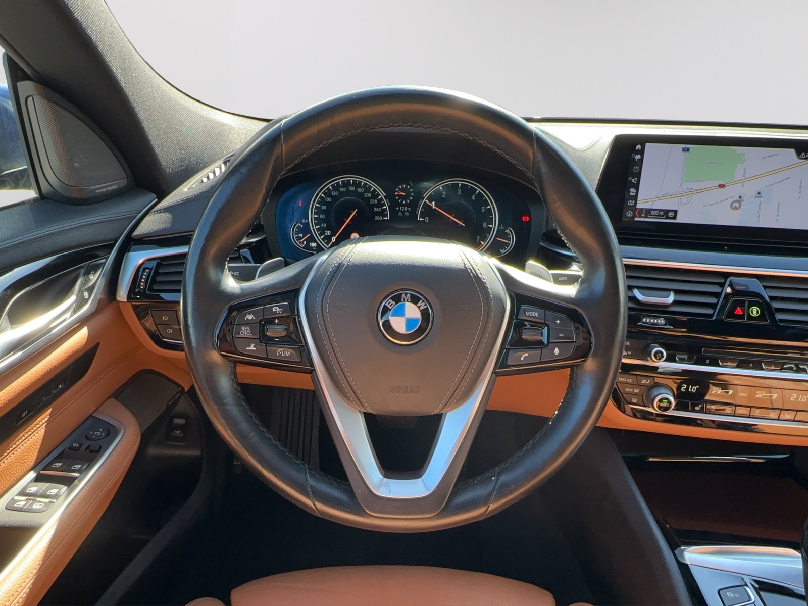 BMW 640i GT xDrive Sport Line Steptronic-image-9