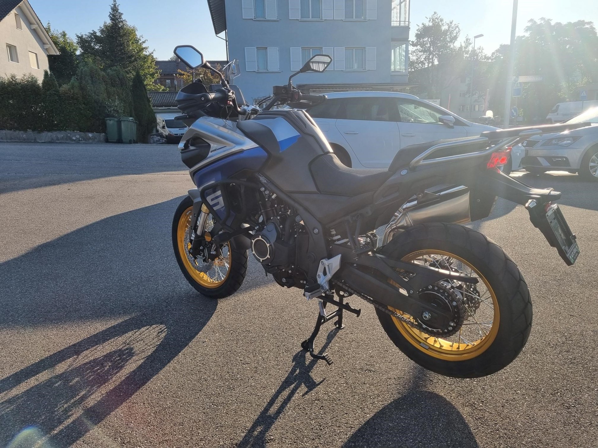 VOGE 525 DSX-image-2