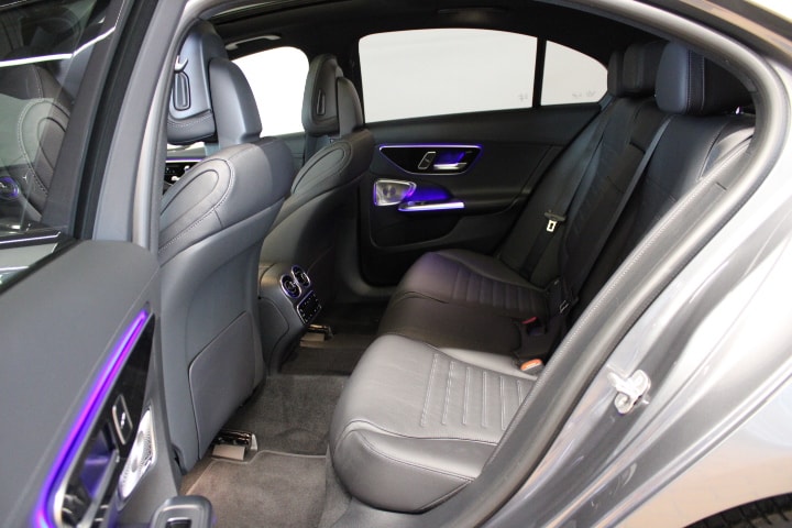 MERCEDES-BENZ C 400 e 4Matic AMG Line-image-4