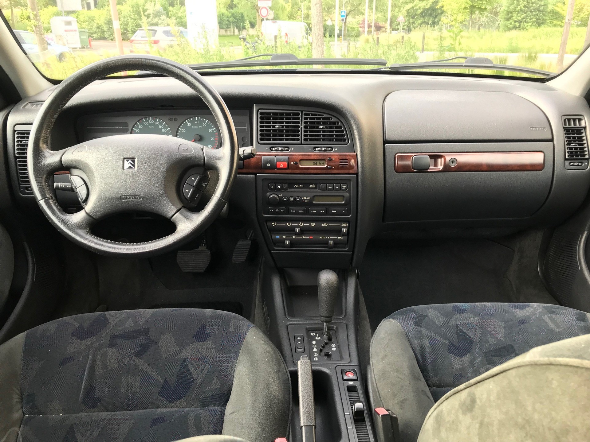 CITROEN XANTIA 2.0 16V Exclusive Aut.-image-3
