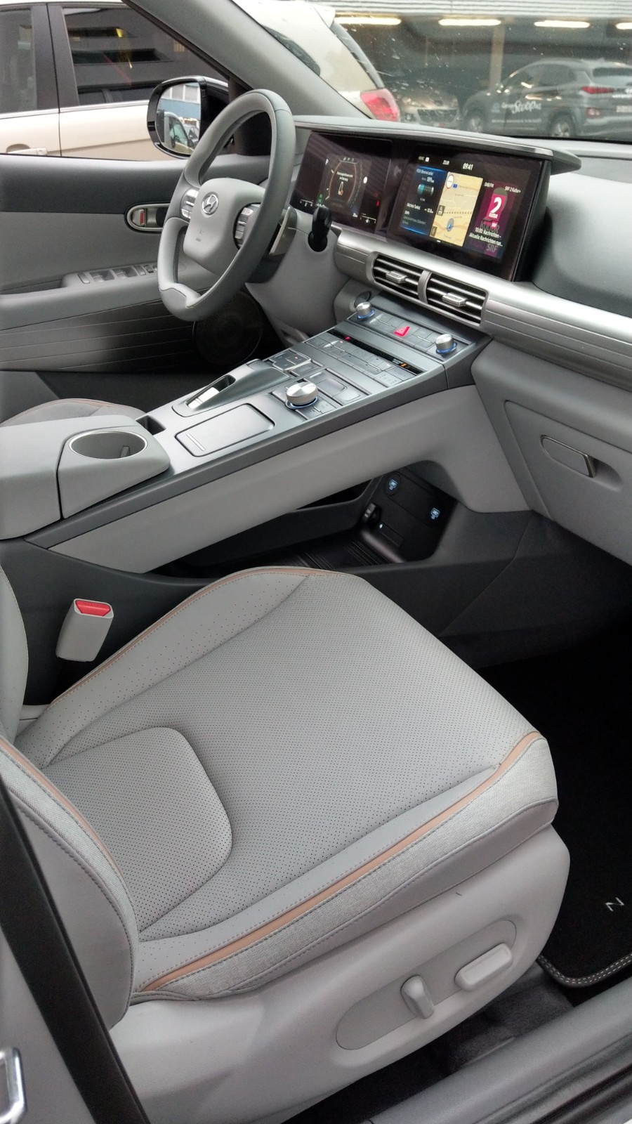 HYUNDAI Nexo Fuel Cell Vertex-image-10