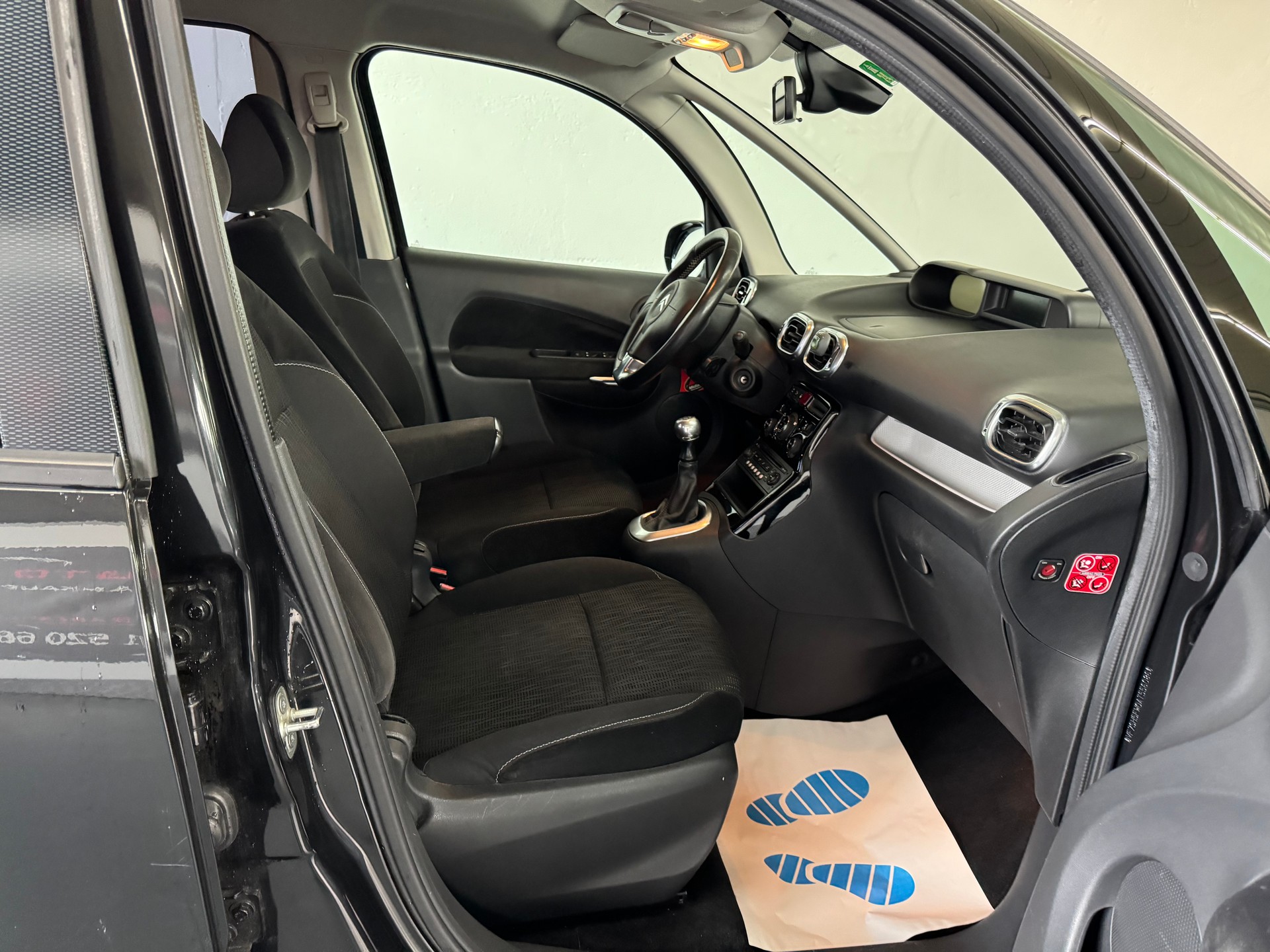 CITROEN C3 Picasso 1.6i 16V Exclusive-image-15