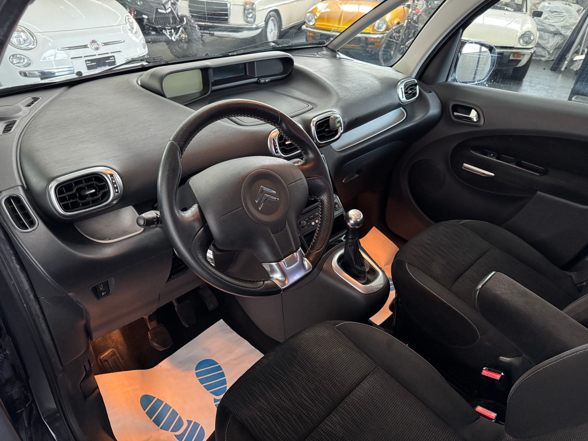 CITROEN C3 Picasso 1.6i 16V Exclusive-image-10