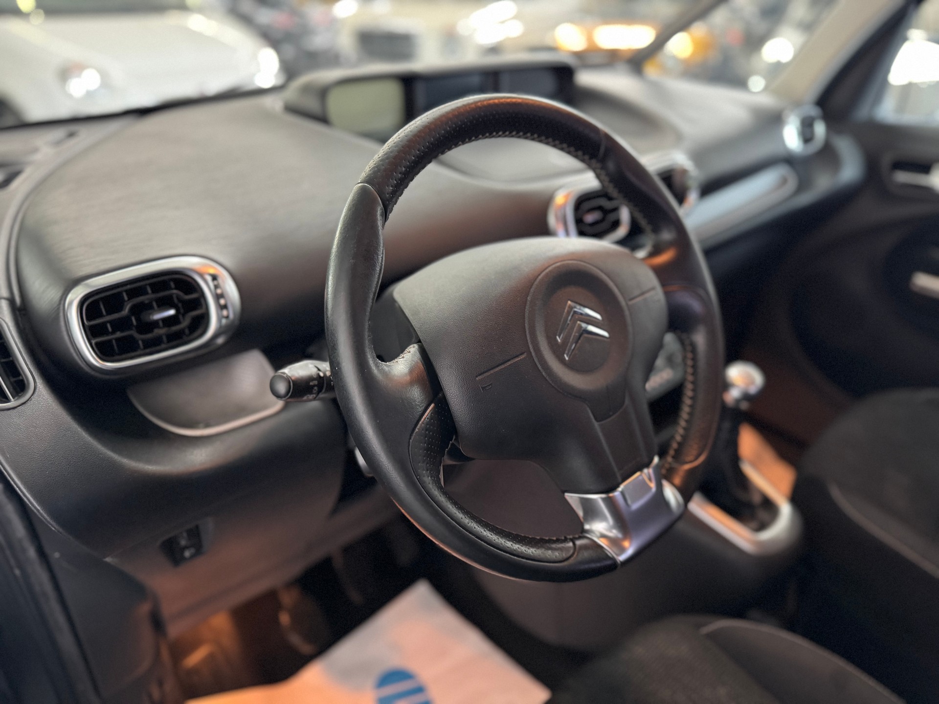 CITROEN C3 Picasso 1.6i 16V Exclusive-image-9