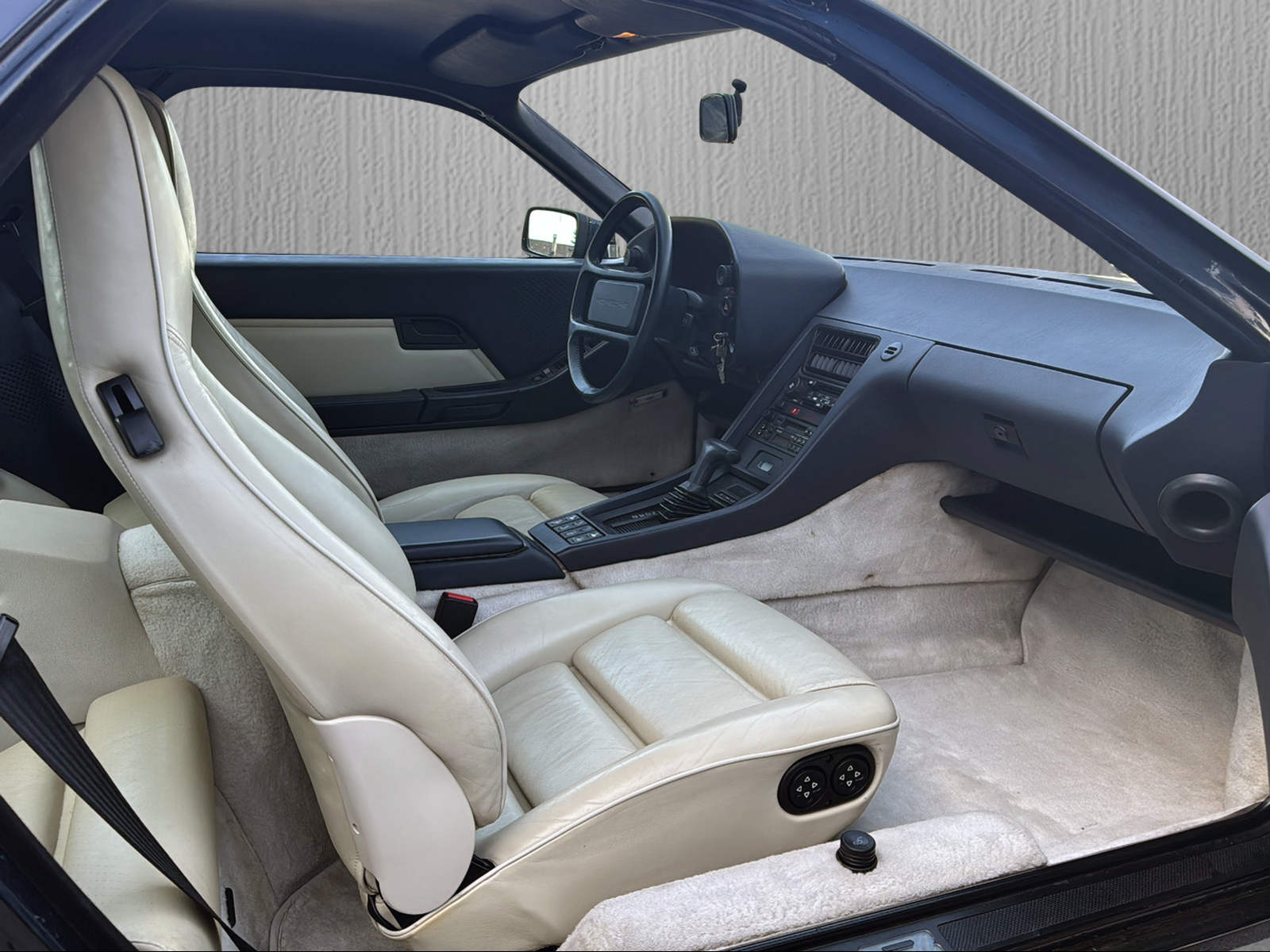 PORSCHE 928 S4 Automat "Veteranenfahrzeug"-image-8