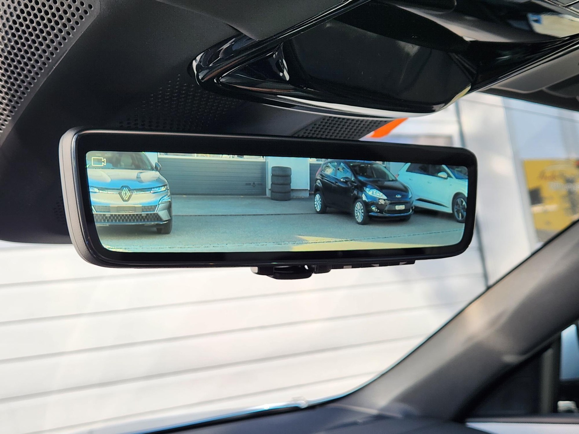 POLESTAR Polestar 4 Long Range Single 100kWh ** GRATIS SERVICE -PILOT PAKET -21 ZOLL -PANORAMA -ASSIS.PAKET -GARANTIE BIS 04.2032-image-15