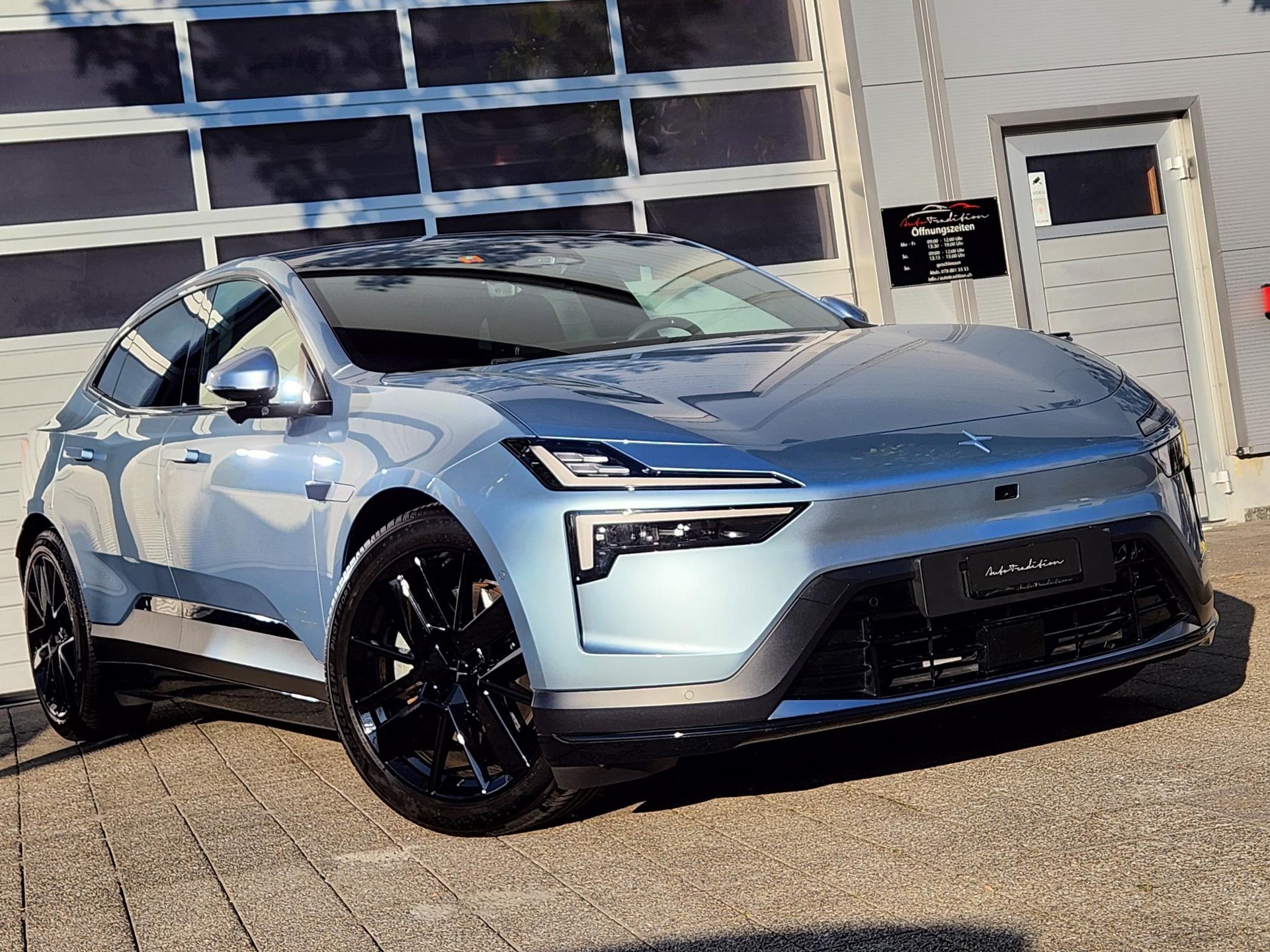 POLESTAR Polestar 4 Long Range Single 100kWh ** GRATIS SERVICE -PILOT PAKET -21 ZOLL -PANORAMA -ASSIS.PAKET -GARANTIE BIS 04.2032