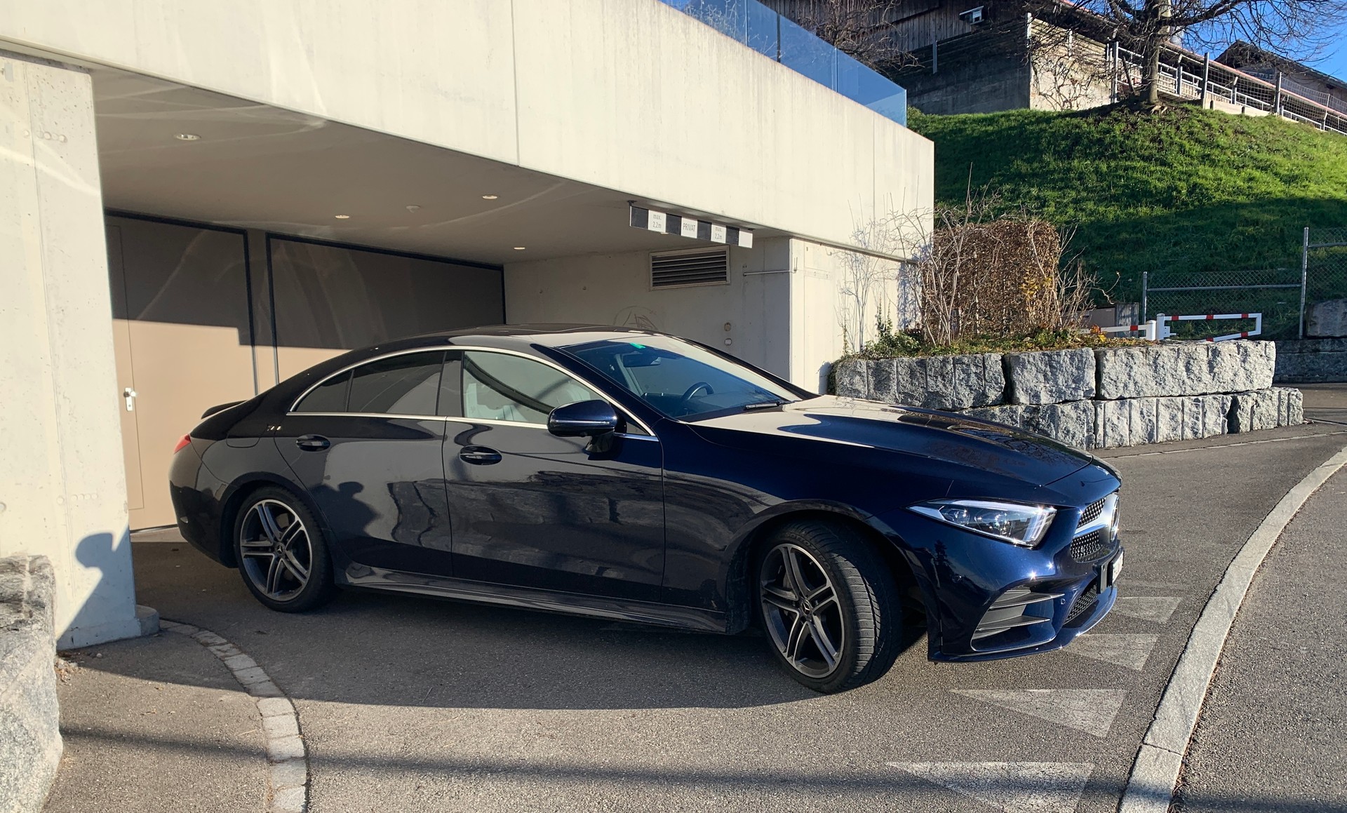 MERCEDES-BENZ CLS 450 4Matic AMG Line 9G-Tronic-image-1