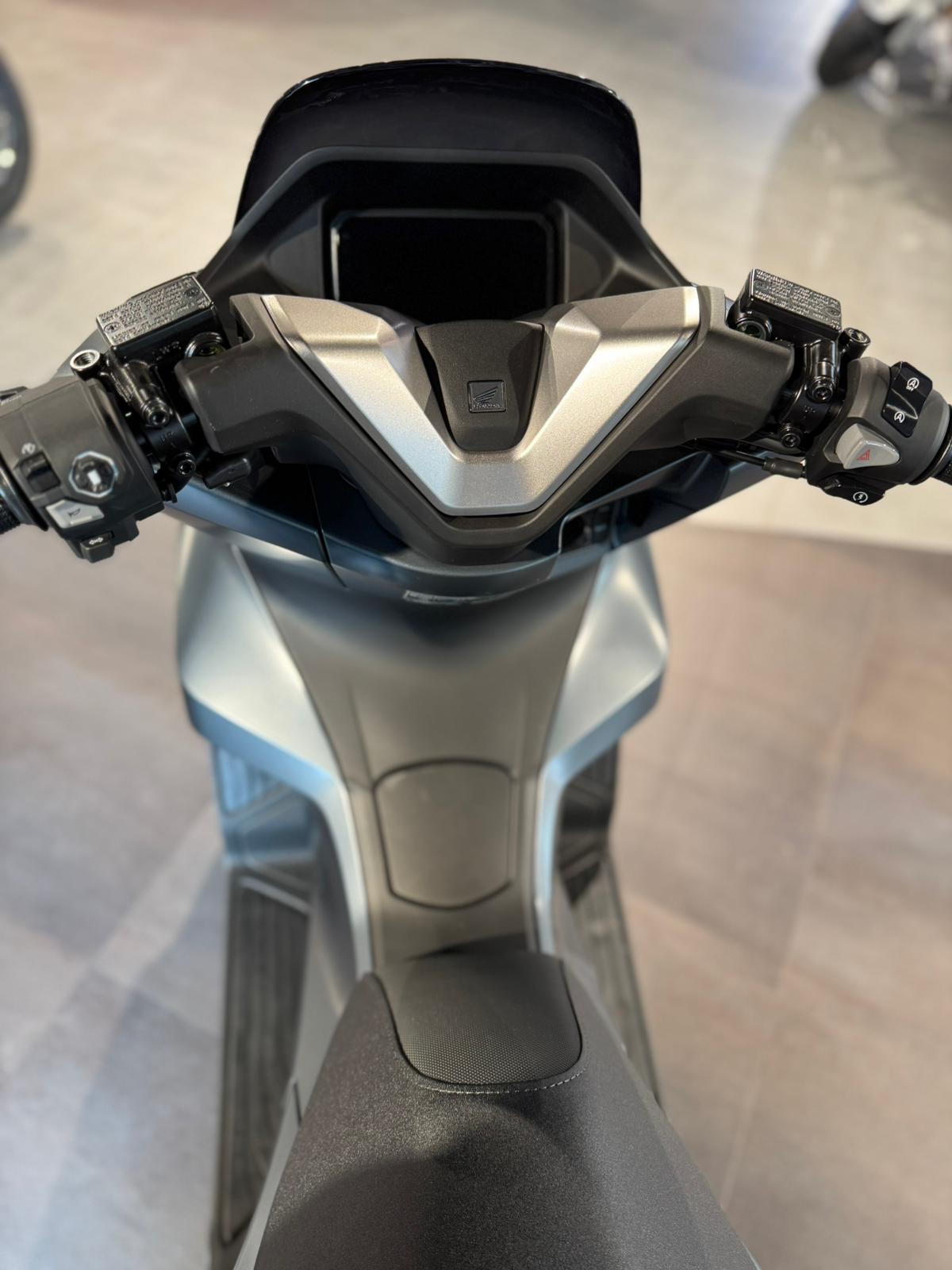 HONDA PCX 125 i ABS DX-image-4