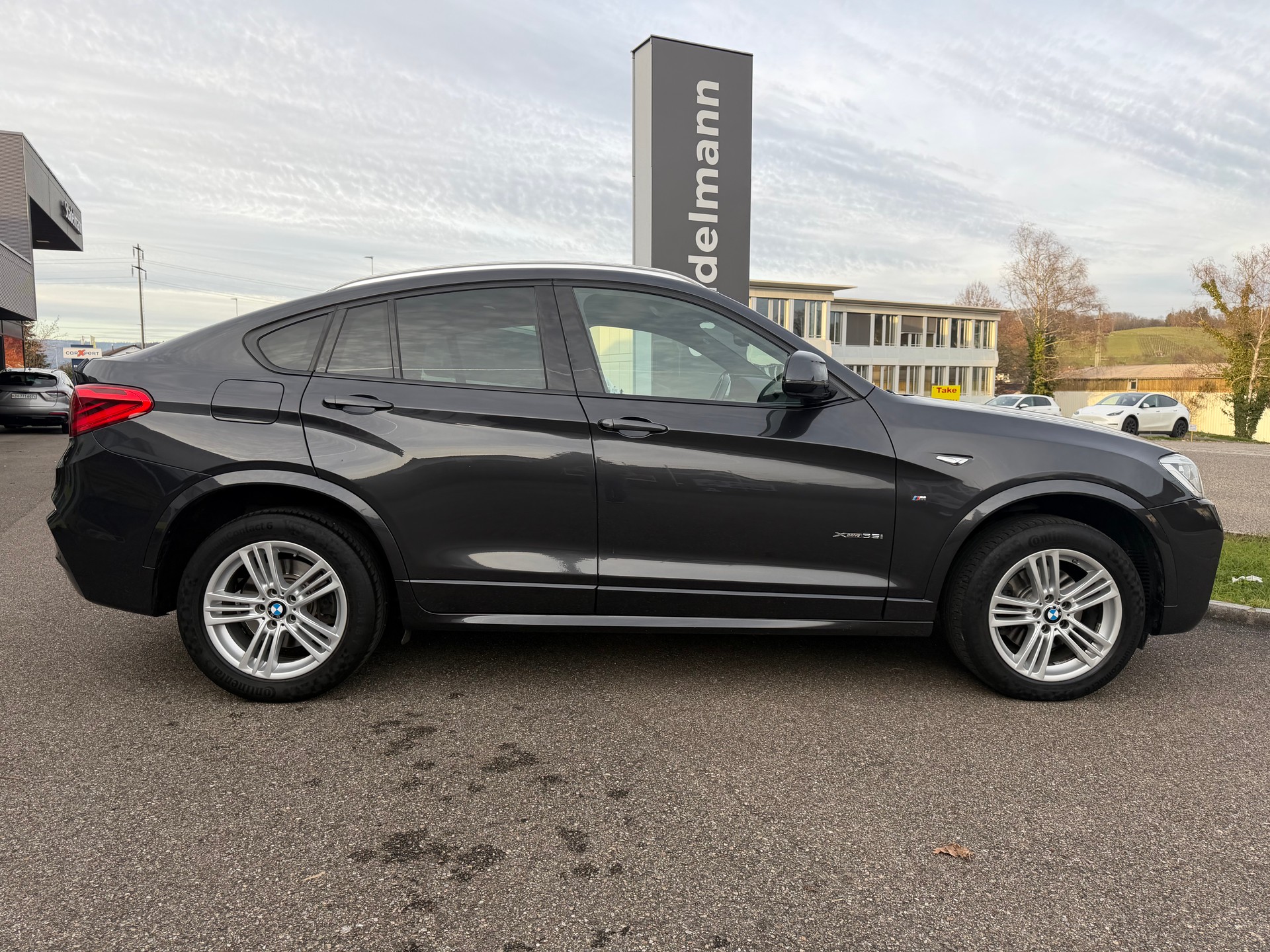 BMW X4 xDrive 35i M Sport Steptronic-showroom-element-1
