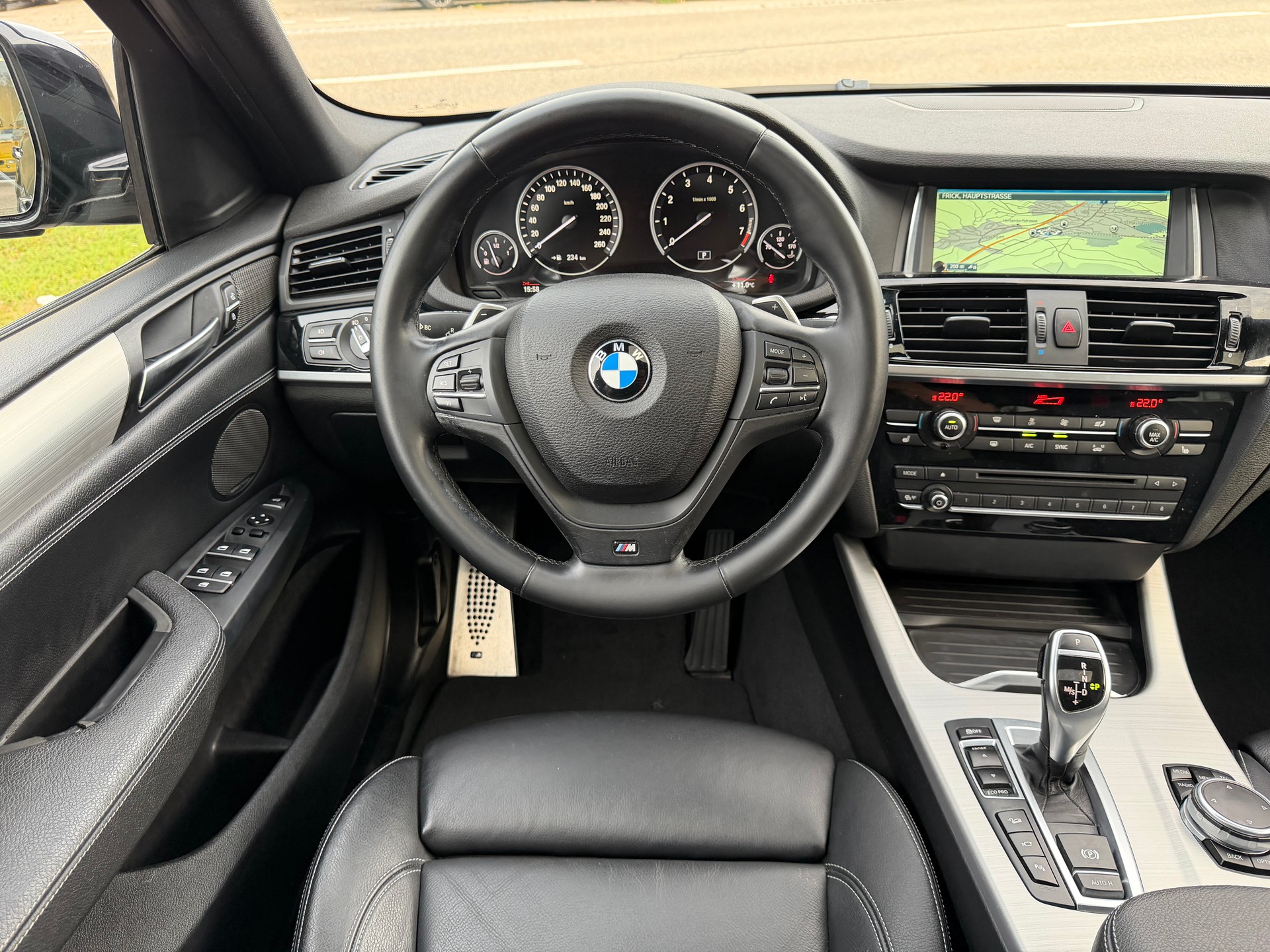 BMW X4 xDrive 35i M Sport Steptronic-image-16
