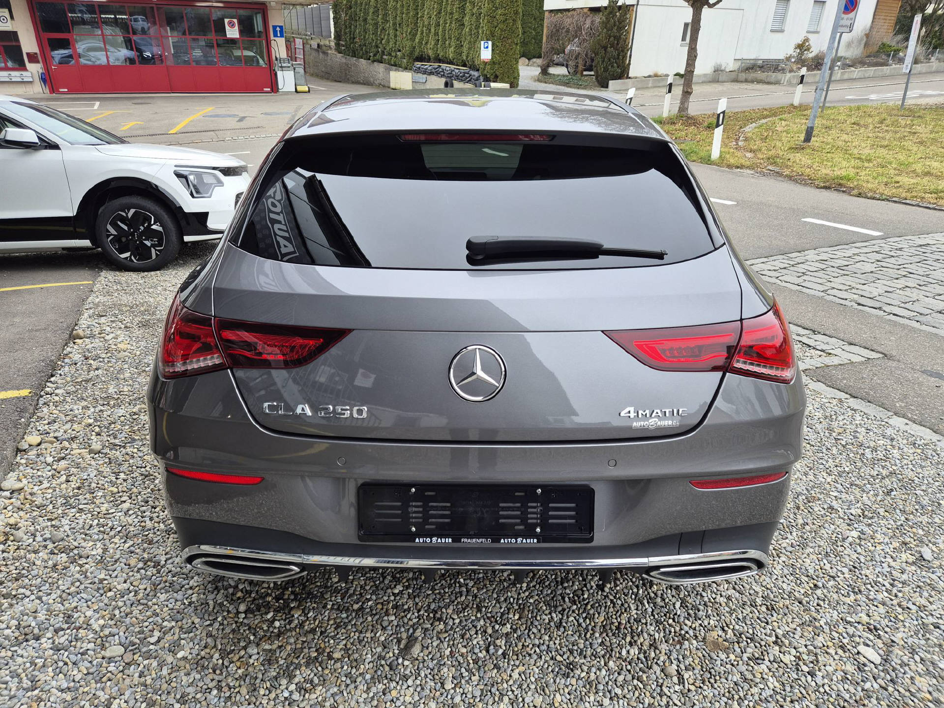 MERCEDES-BENZ CLA 250 AMG Line 4matic Shooting Brake-image-6