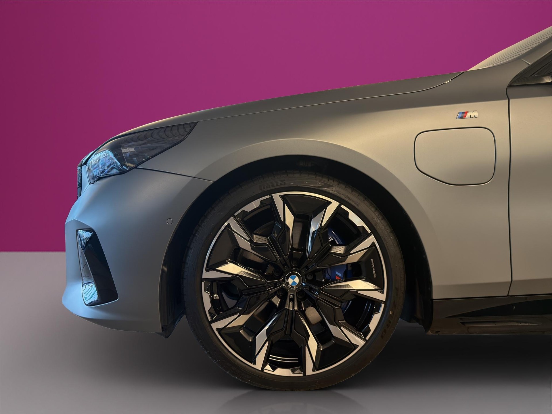 BMW 550e xDrive-image-8