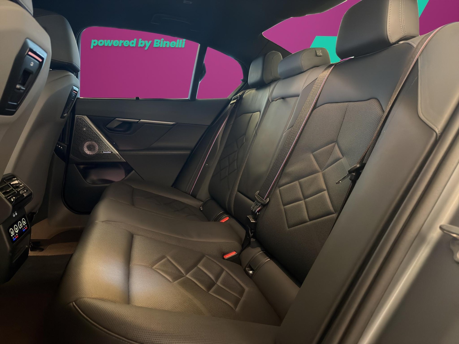 BMW 550e xDrive-image-11