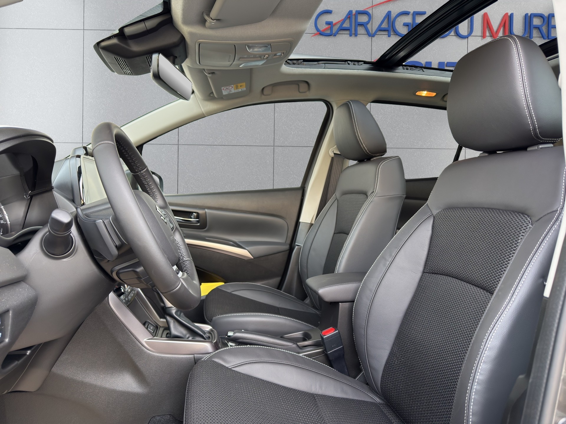SUZUKI S-Cross 1.4 16V Sakura Top MHD 4WD-image-8