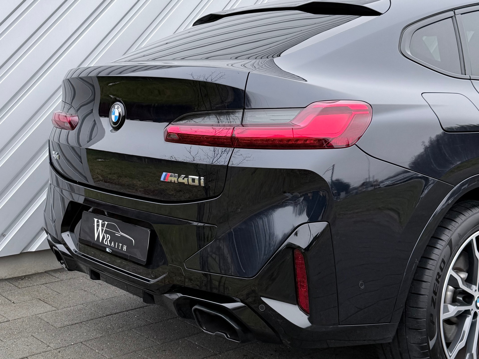 BMW X4 M40i 48V Steptronic-showroom-element-3