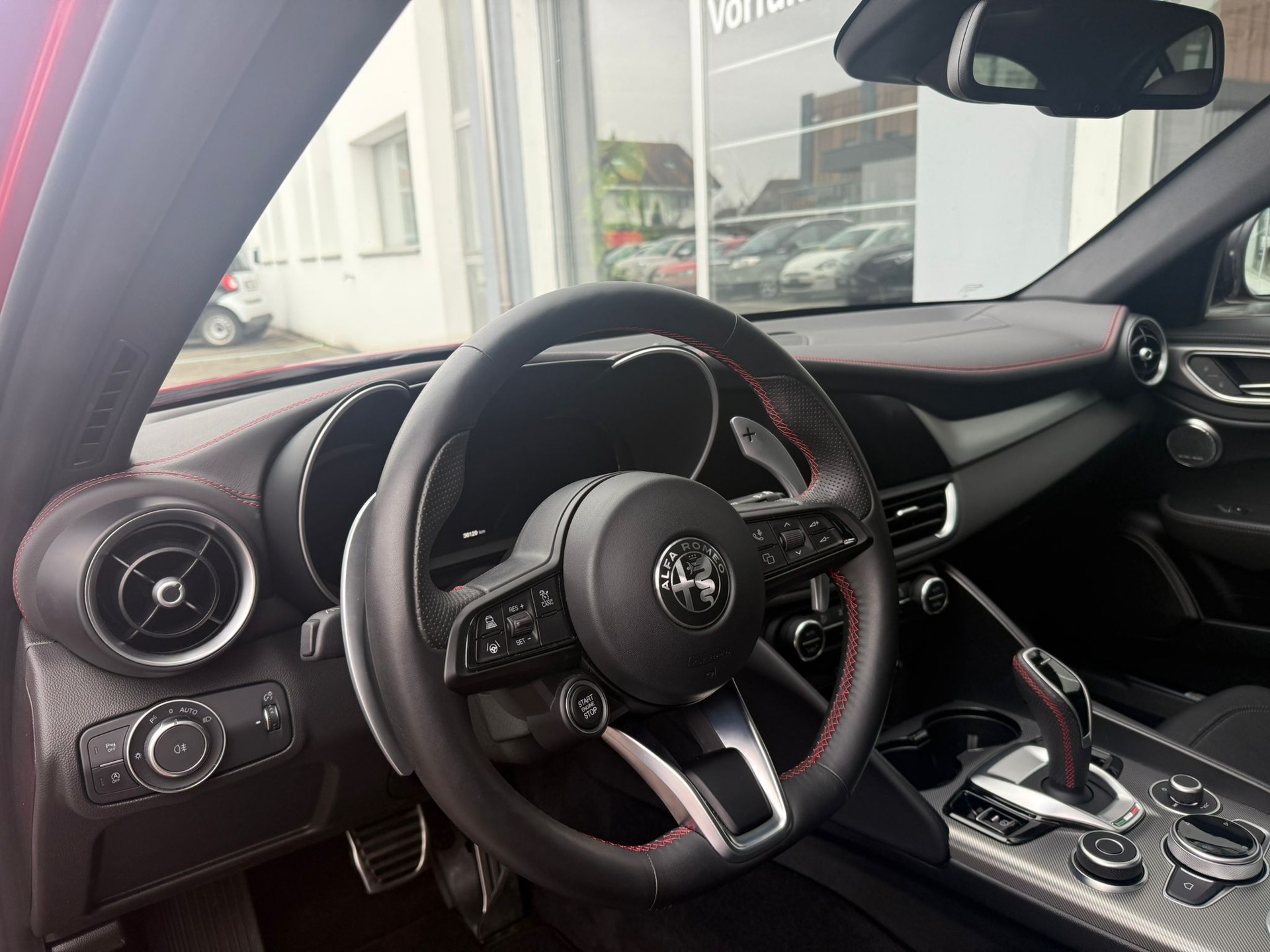 ALFA ROMEO Giulia 2.0 Competizione Pack Sky 280PS Q4 AT8 MY23/24-image-9