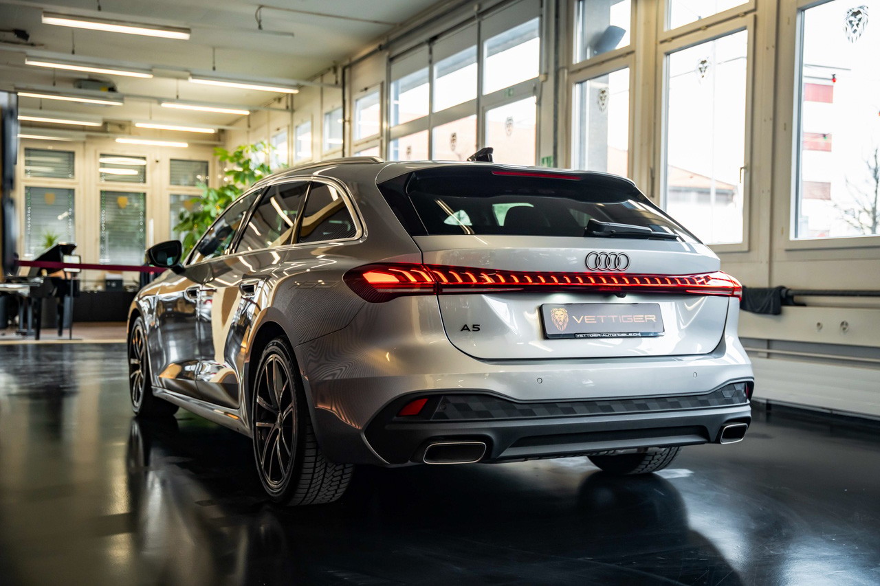AUDI A5 Avant TFSI quattro 150 kW S tronic-image-3