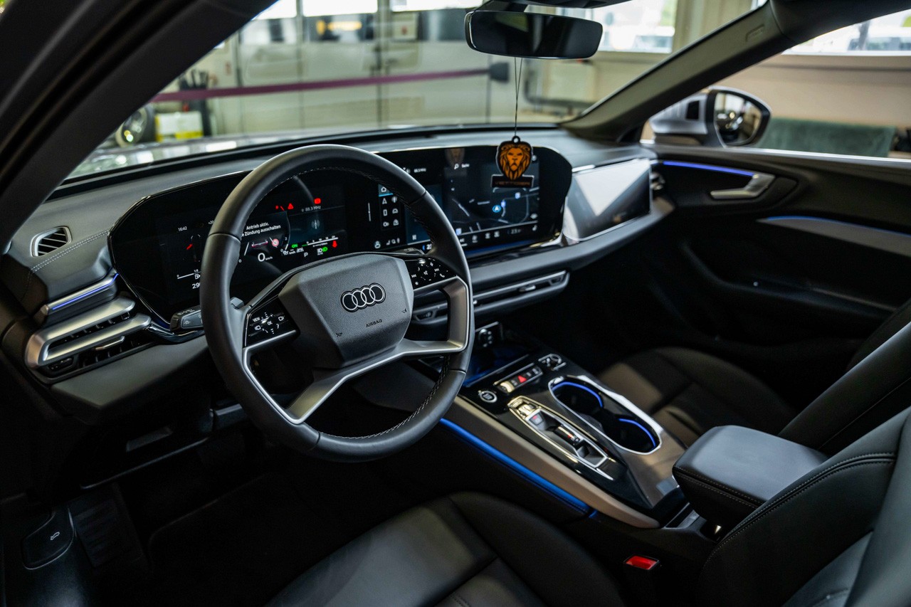AUDI A5 Avant TFSI quattro 150 kW S tronic-image-11