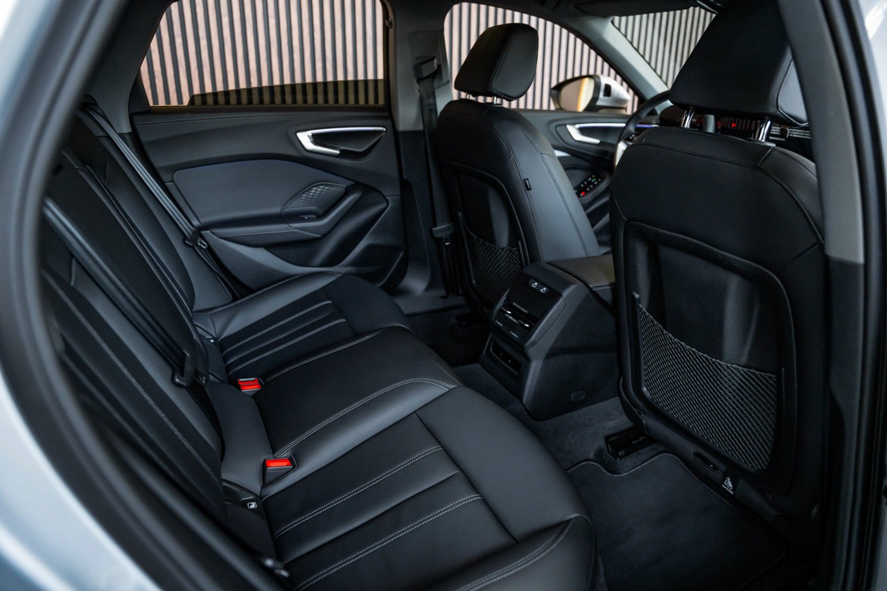 AUDI A5 Avant TFSI quattro 150 kW S tronic-image-17