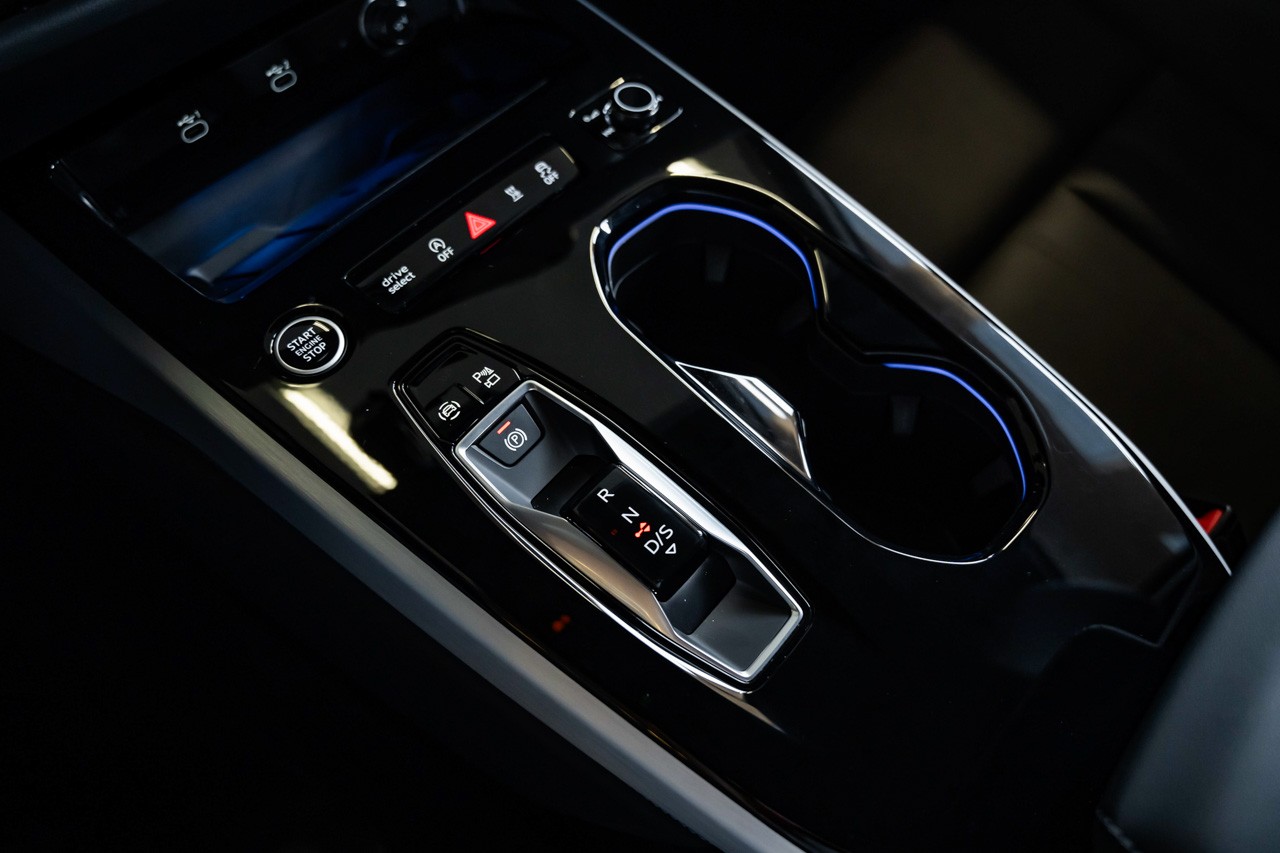 AUDI A5 Avant TFSI quattro 150 kW S tronic-image-34