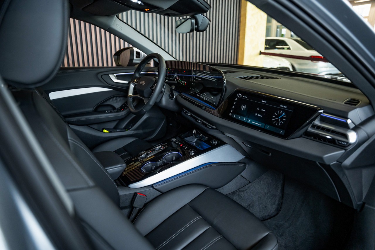 AUDI A5 Avant TFSI quattro 150 kW S tronic-image-13