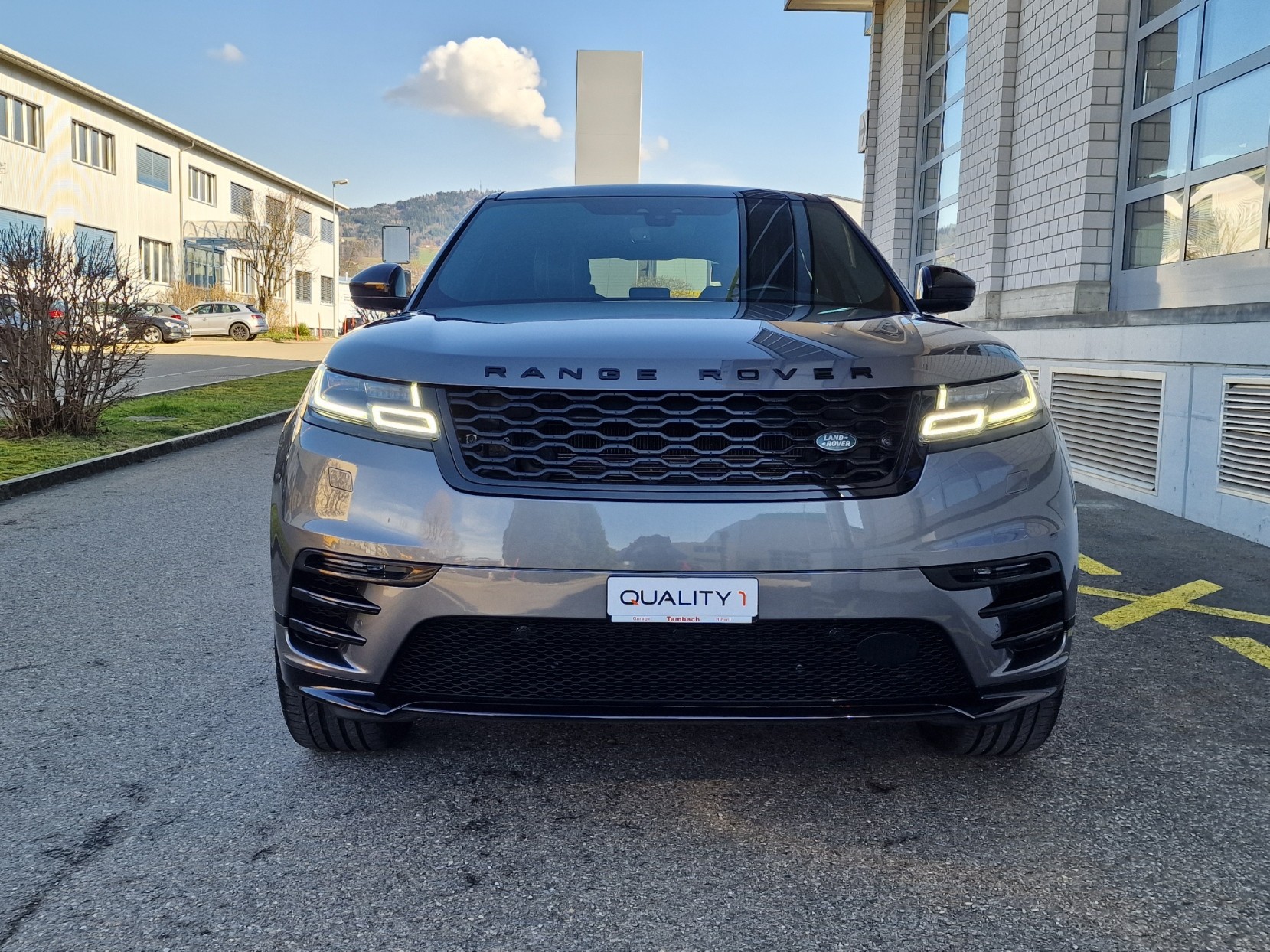 LAND ROVER Range Rover Velar R-Dynamic D 240 SE Automatic-image-2