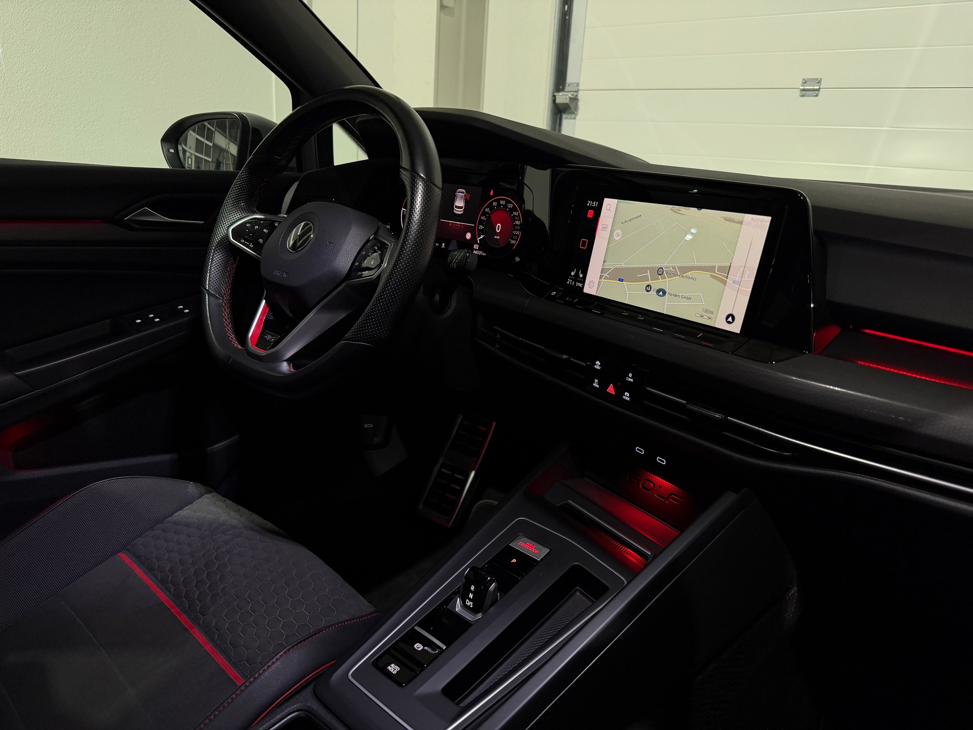 VW Golf 2.0 TSI GTI Clubsport DSG EDITION 45 / Akrapovic-image-9