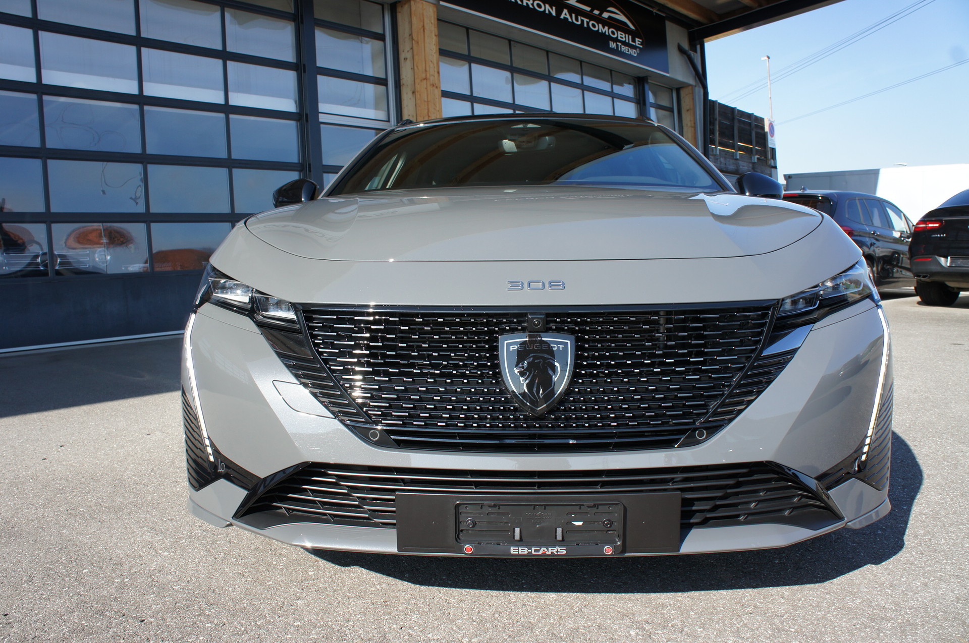 PEUGEOT 308 SW 1.6 PHEV 180 GT-image-7