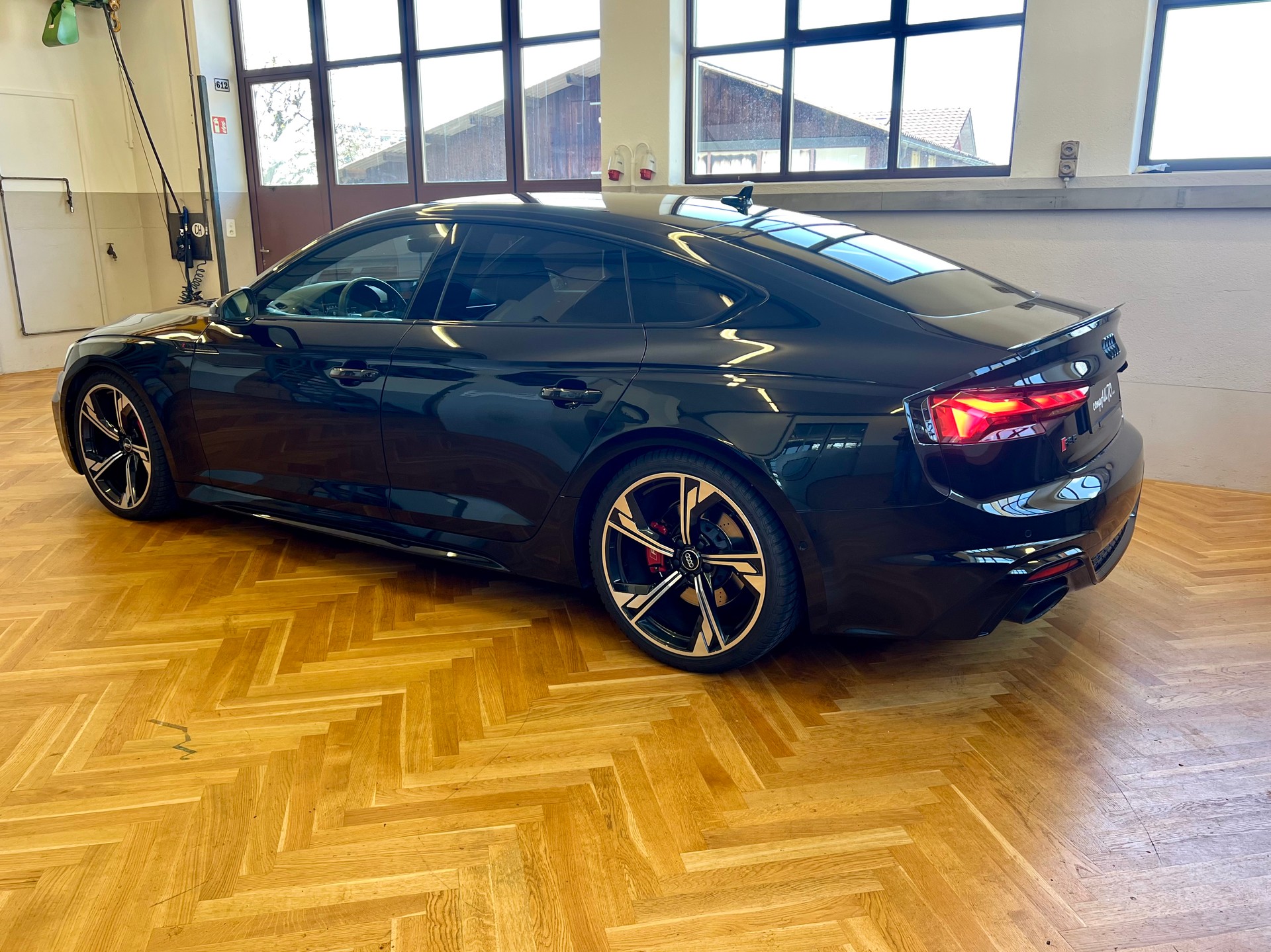 AUDI RS5 Sportback 2.9 TFSI quattro tiptronic *Facelift*-image-6