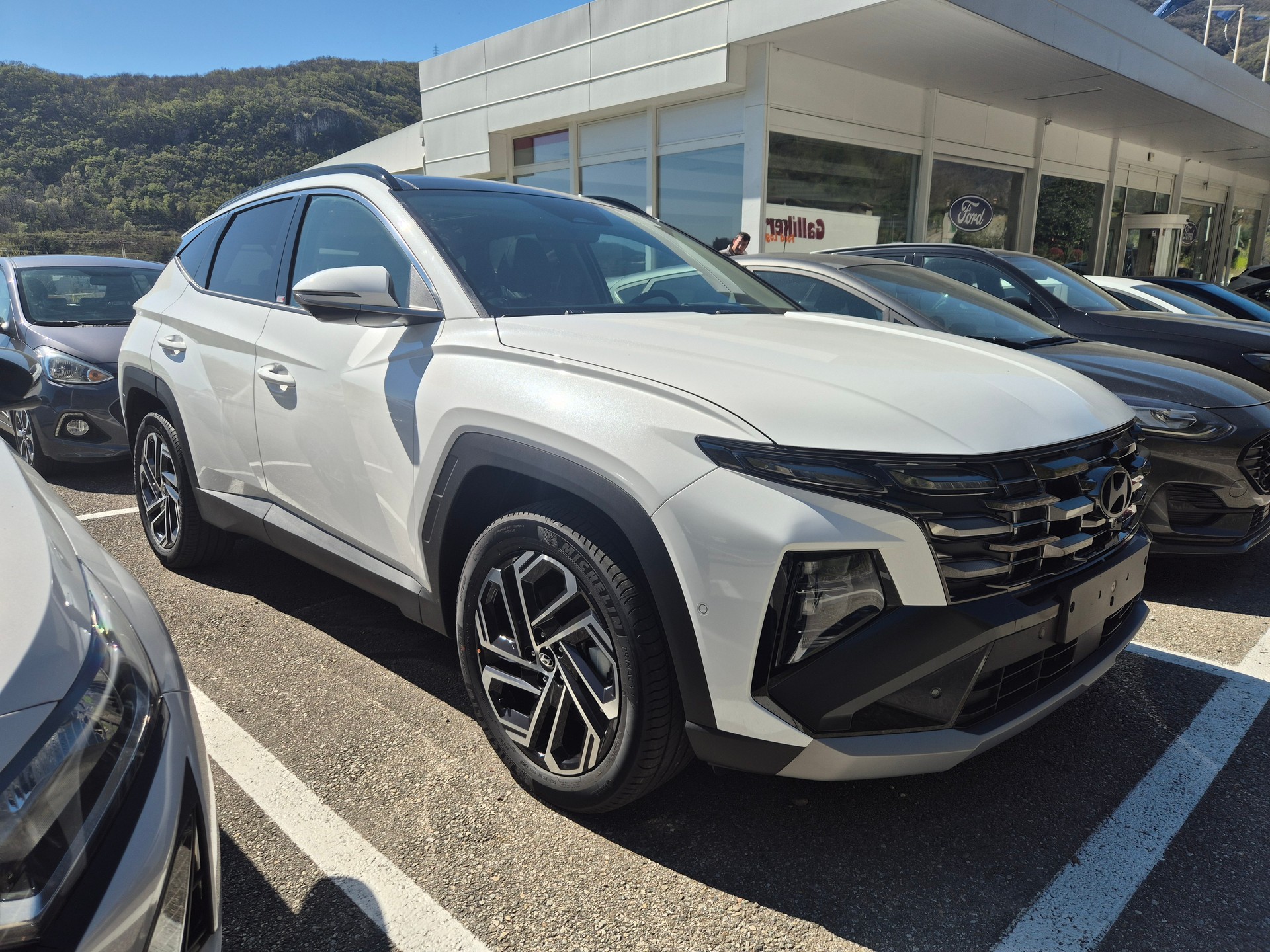 HYUNDAI Tucson 1.6 TGDI HEV Vertex Swiss Edition 4WD-image-1