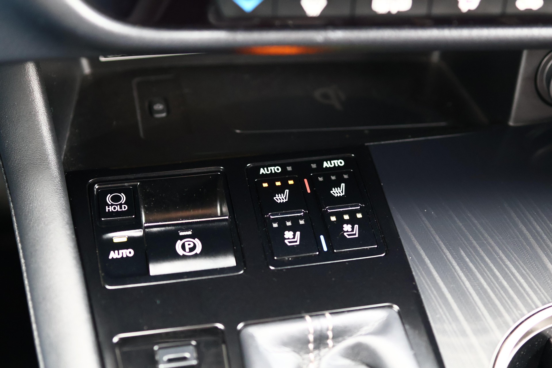 LEXUS RX 450h Comfort-image-18